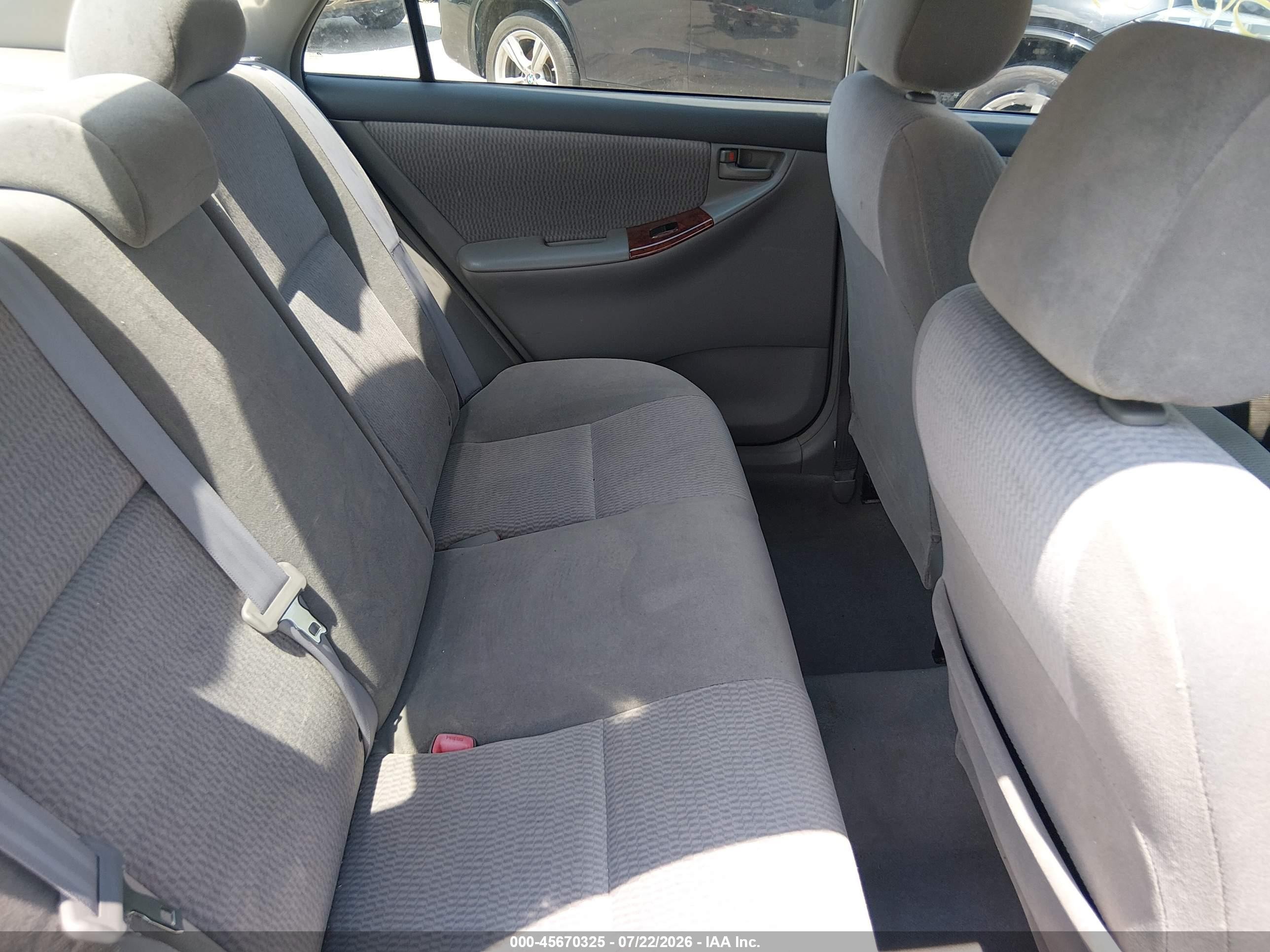 2006 Toyota Corolla Le Silver vin: 2T1BR32E86C656258