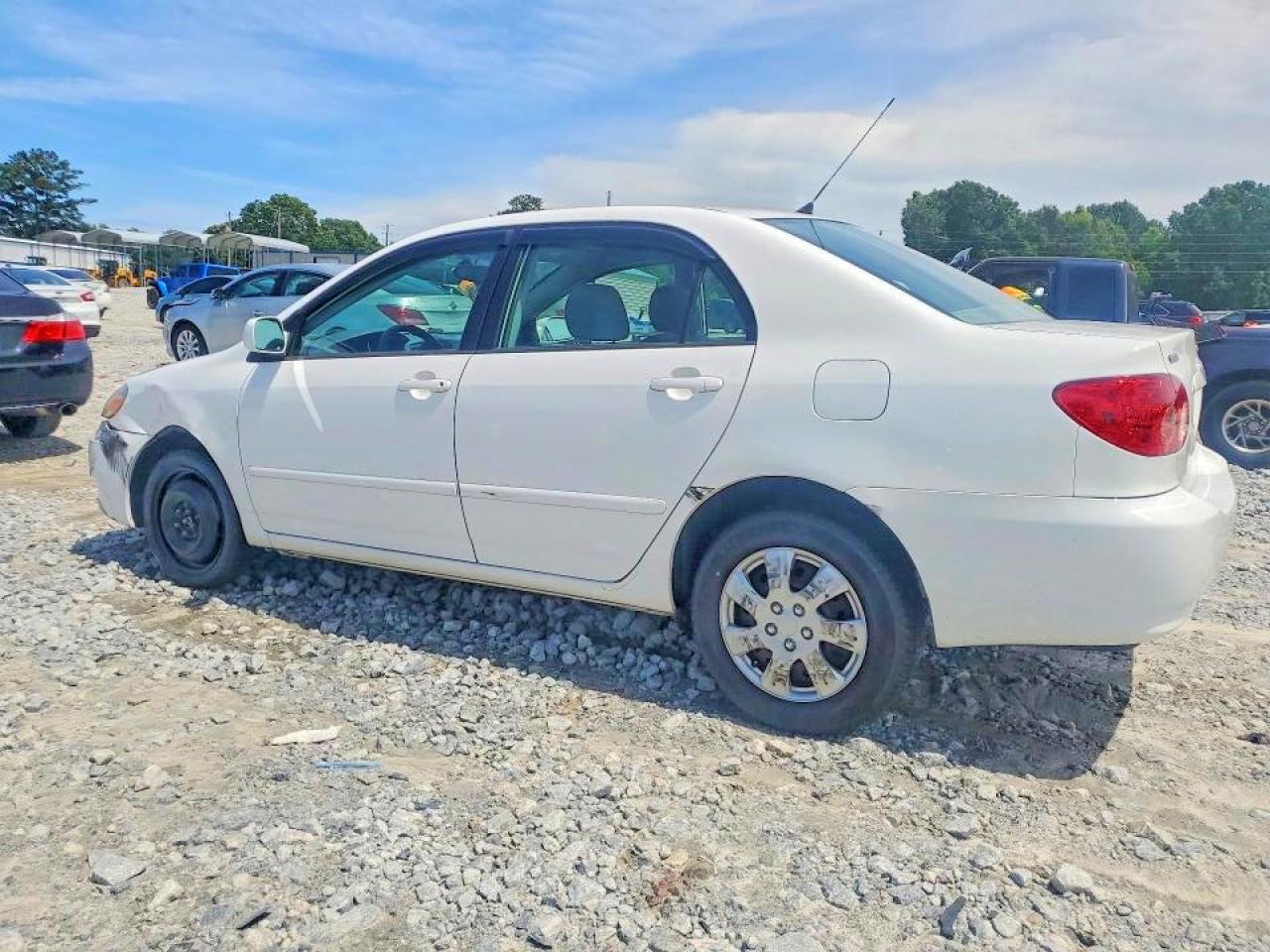 2006 Toyota Corolla Le White vin: 2T1BR32E86C686036