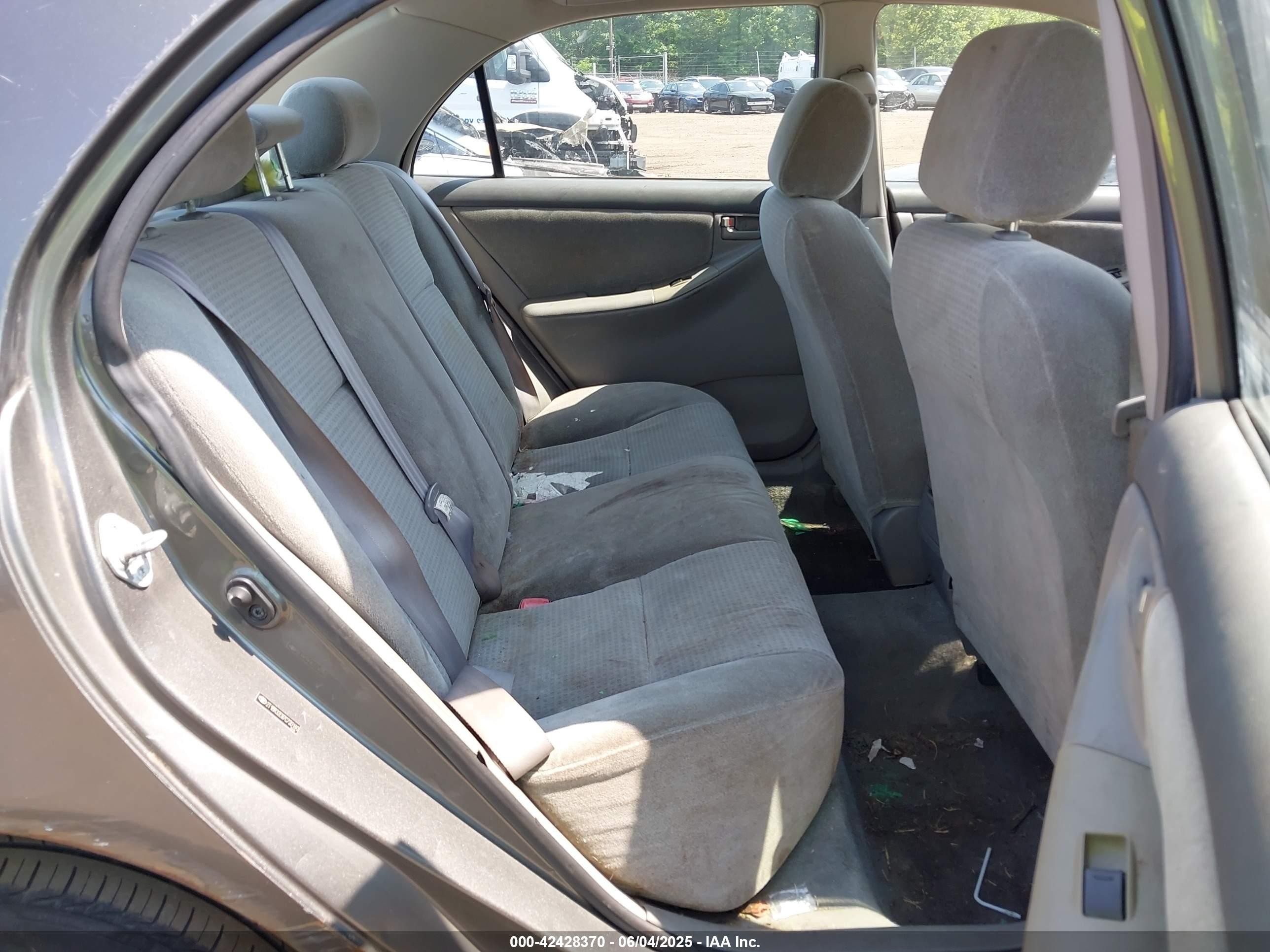 2007 Toyota Corolla Ce Gray vin: 2T1BR32E87C720140