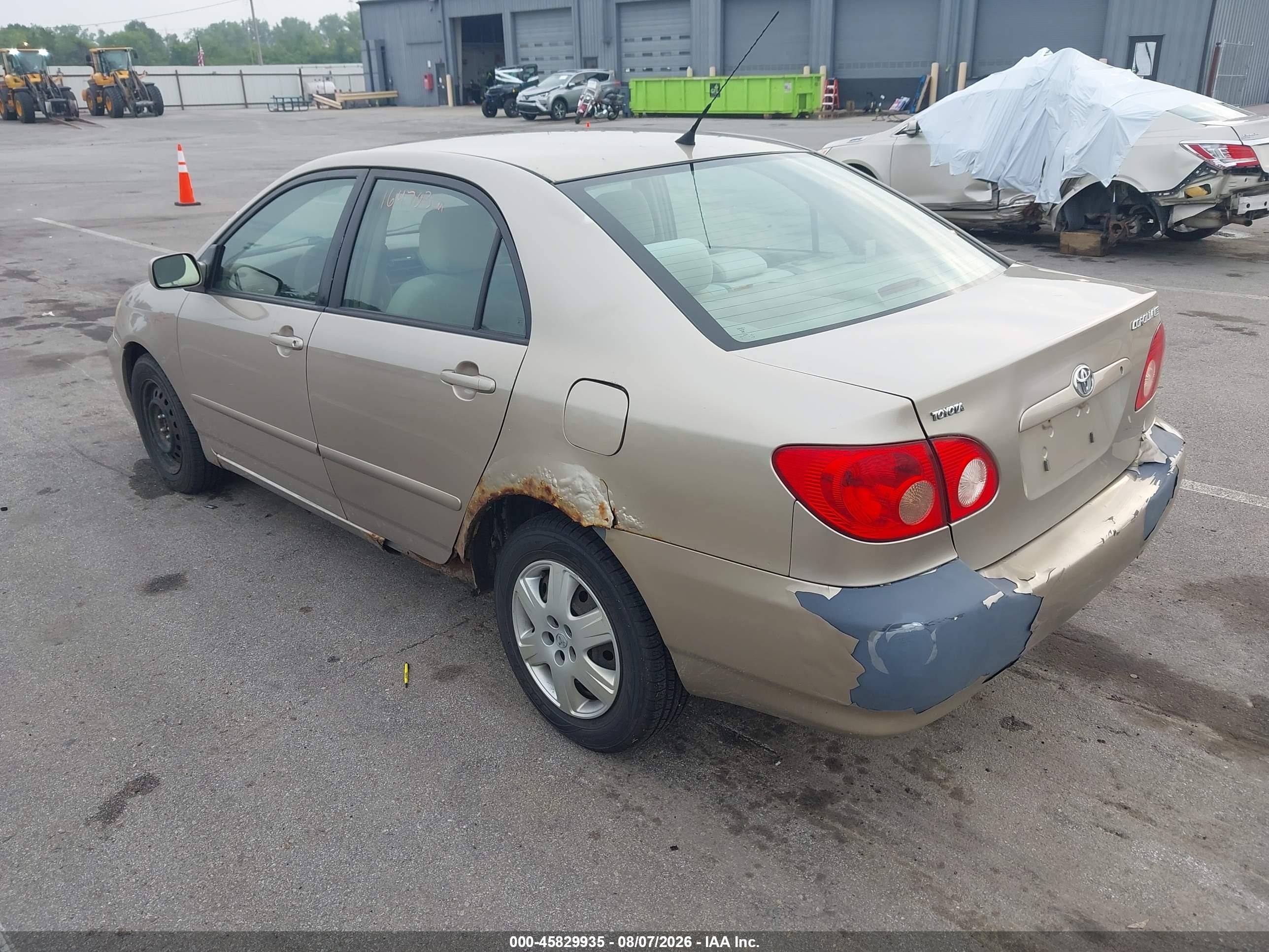 2007 Toyota Corolla Le Gold vin: 2T1BR32E87C790883