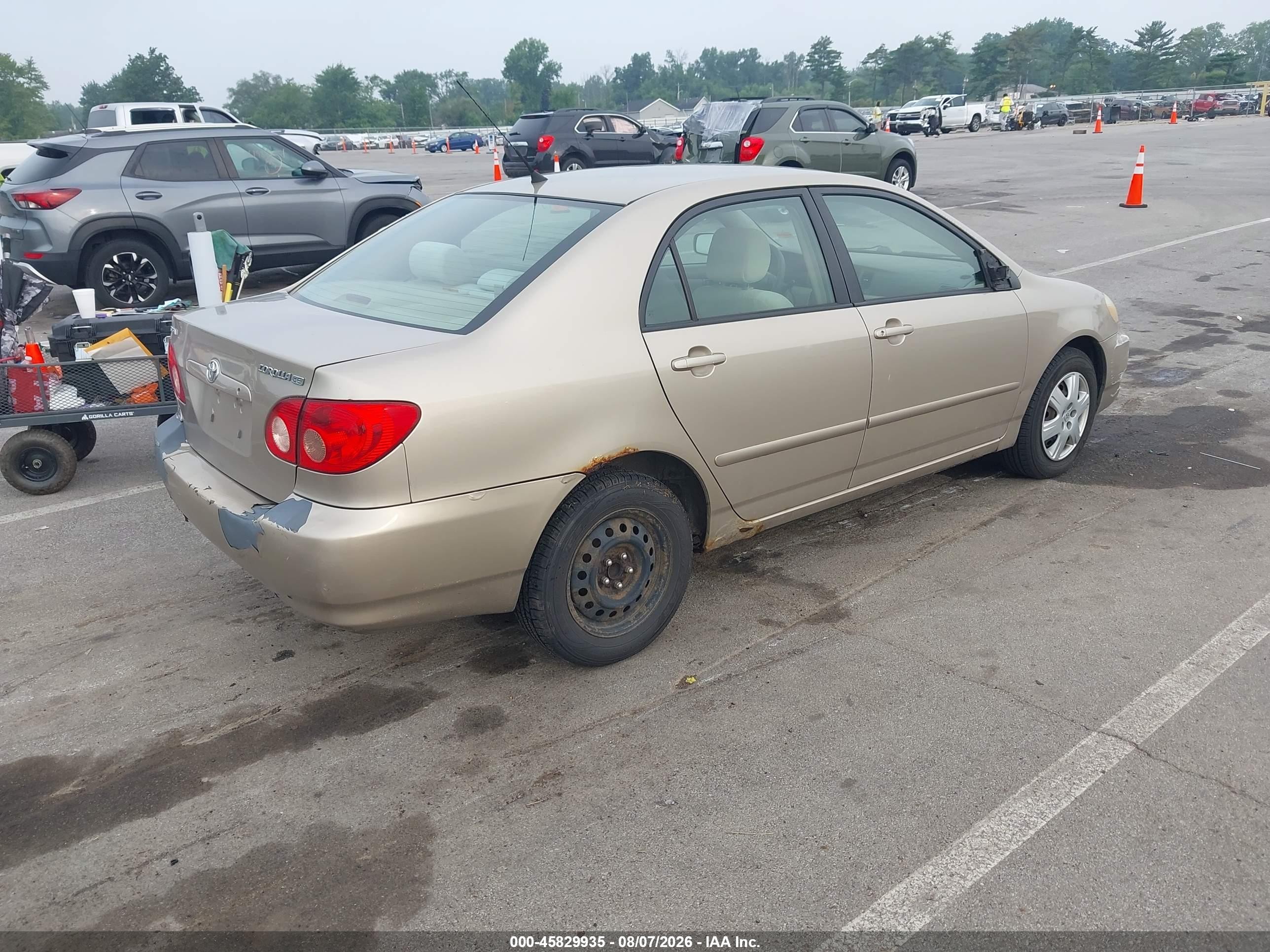 2007 Toyota Corolla Le Gold vin: 2T1BR32E87C790883