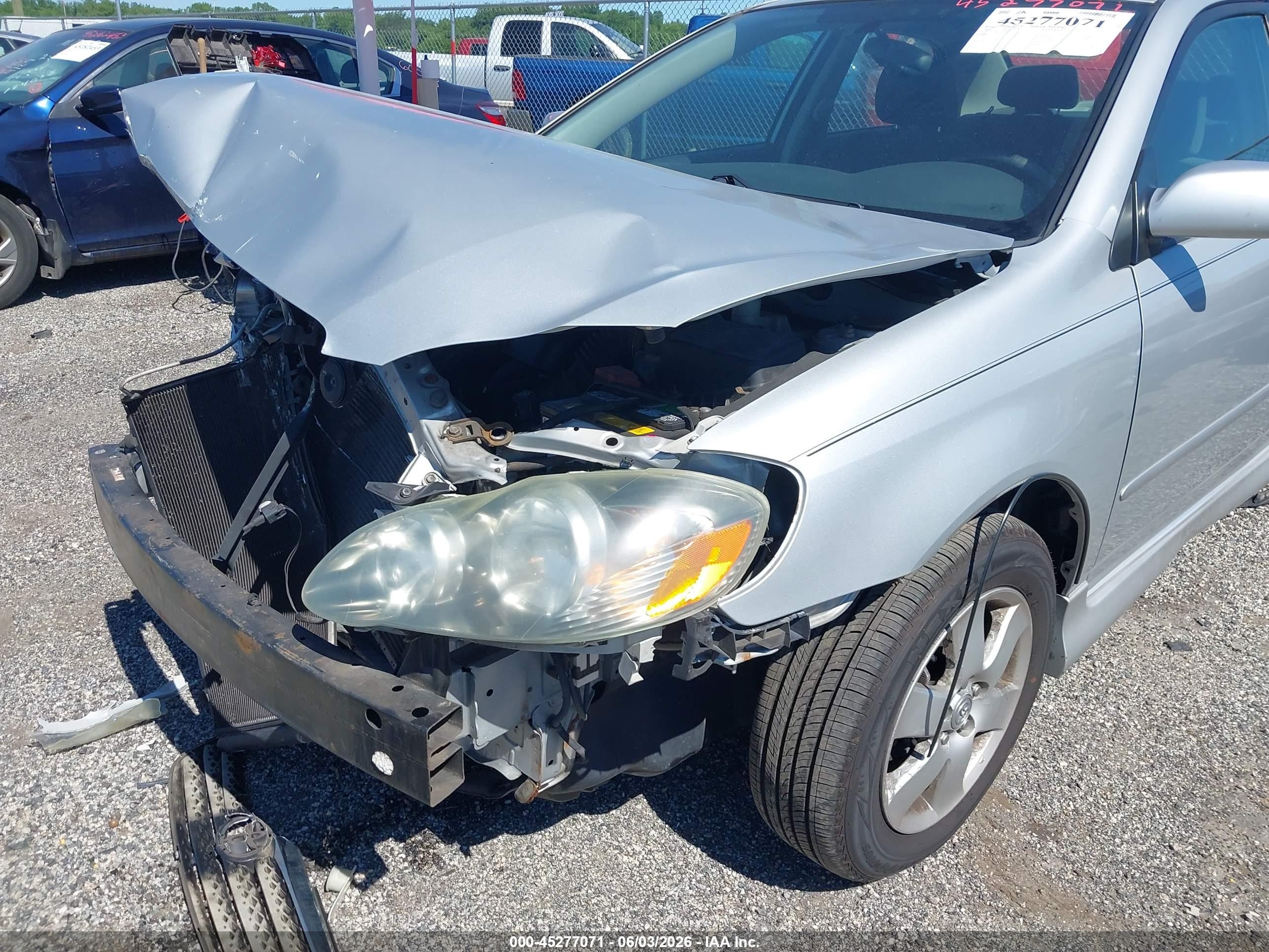 2007 Toyota Corolla S Silver vin: 2T1BR32E87C801560