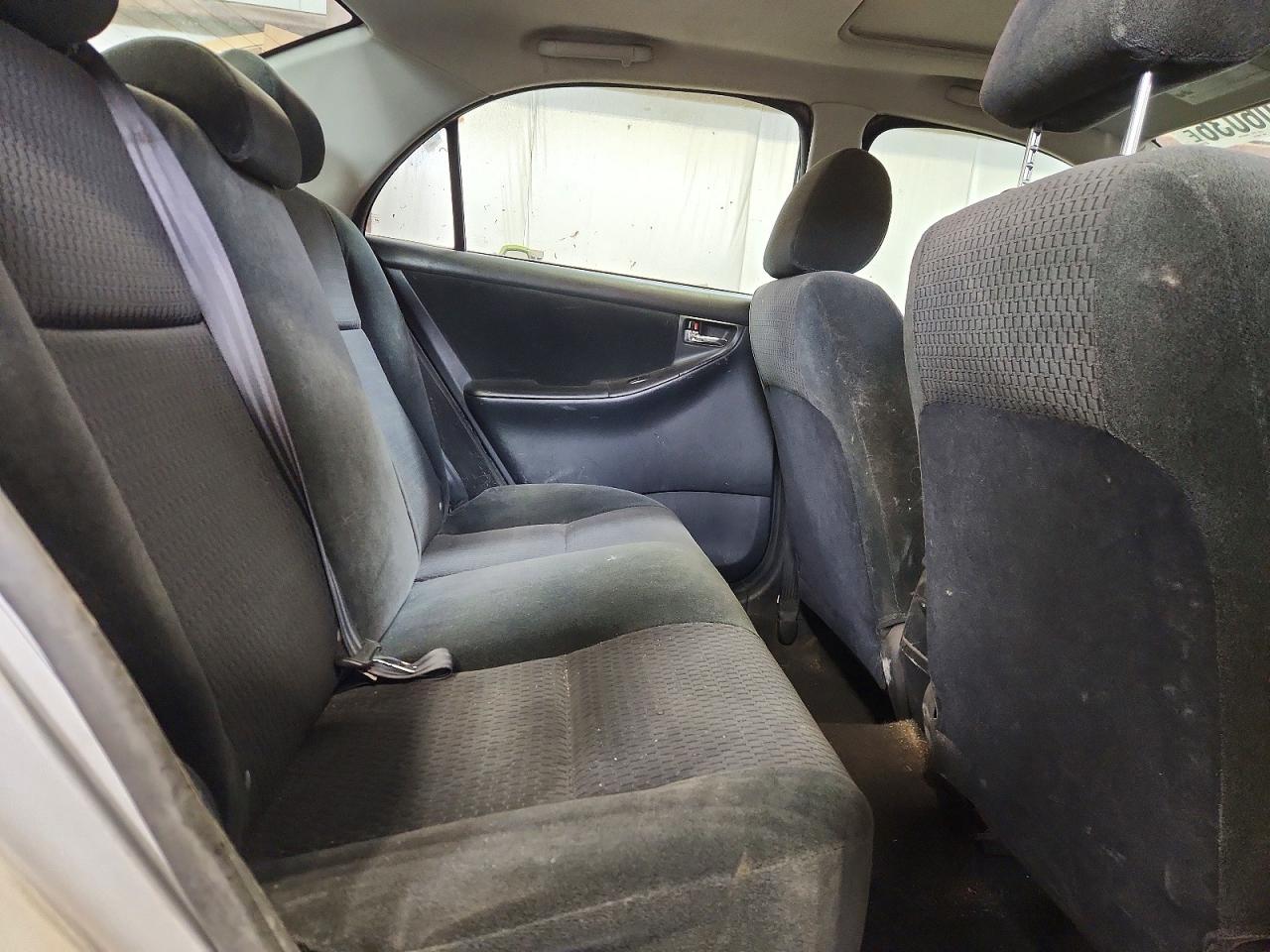 2008 Toyota Corolla Ce Silver vin: 2T1BR32E88C868516