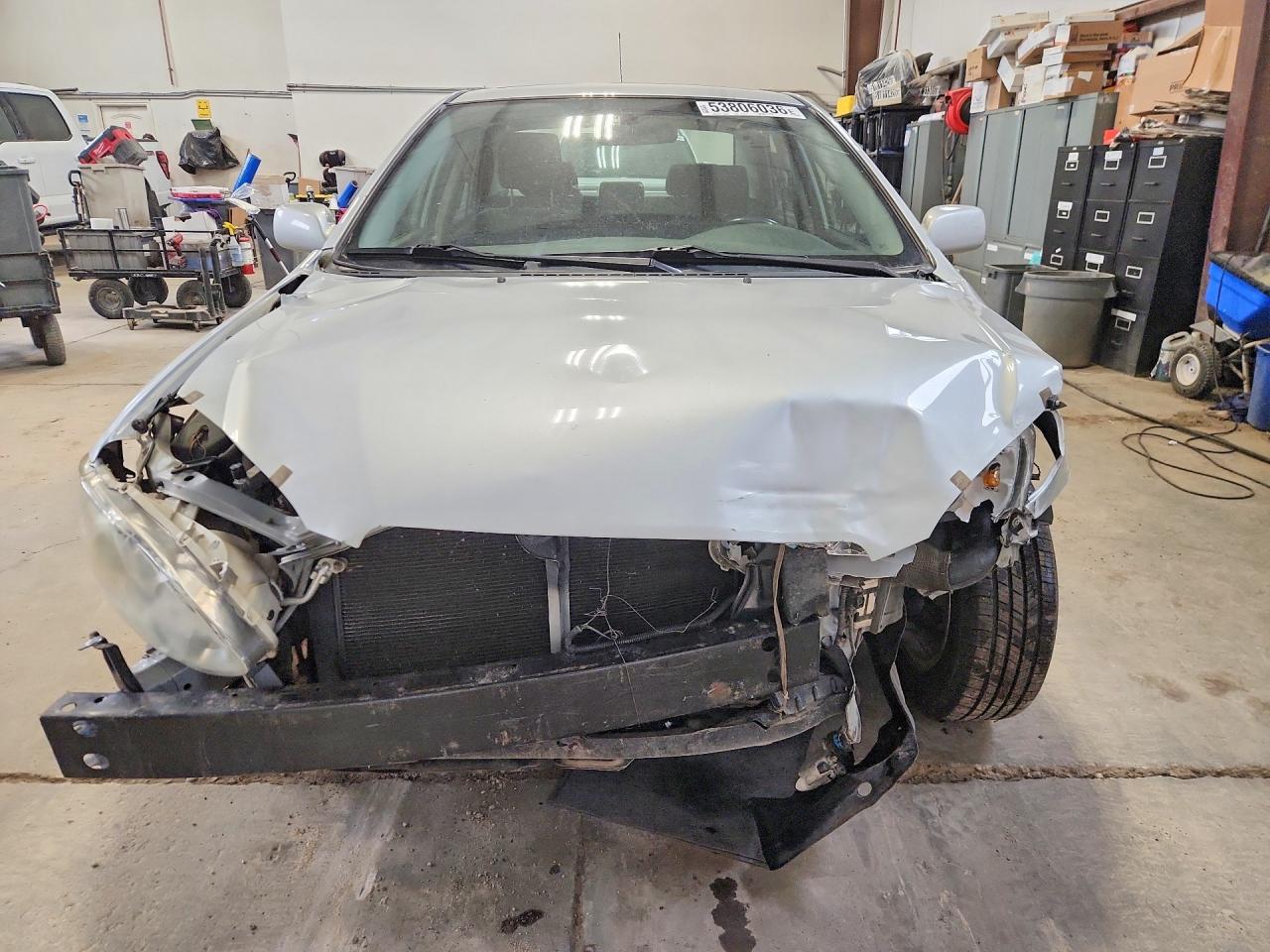2008 Toyota Corolla Ce Silver vin: 2T1BR32E88C868516