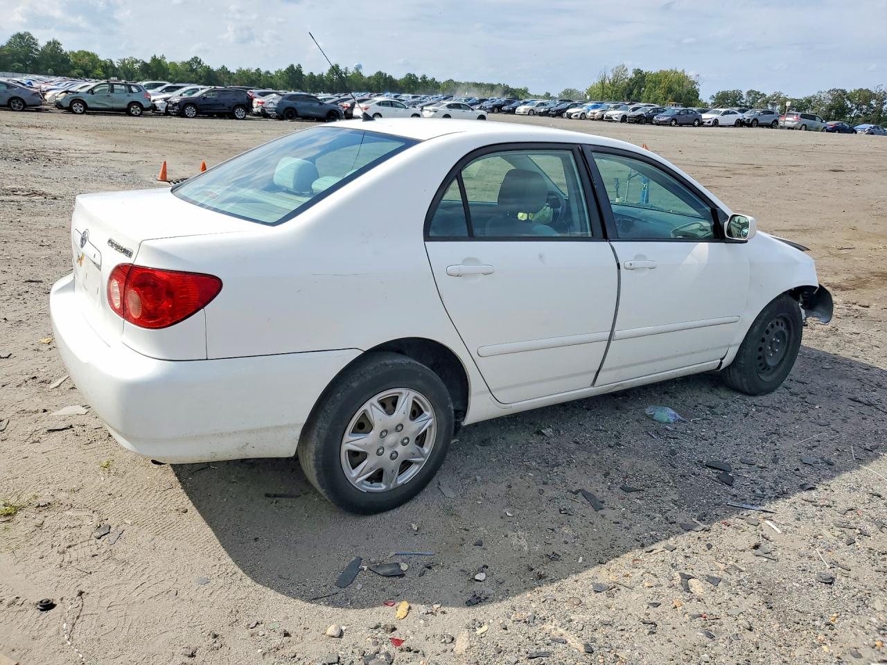 2008 Toyota Corolla Le White vin: 2T1BR32E88C927595