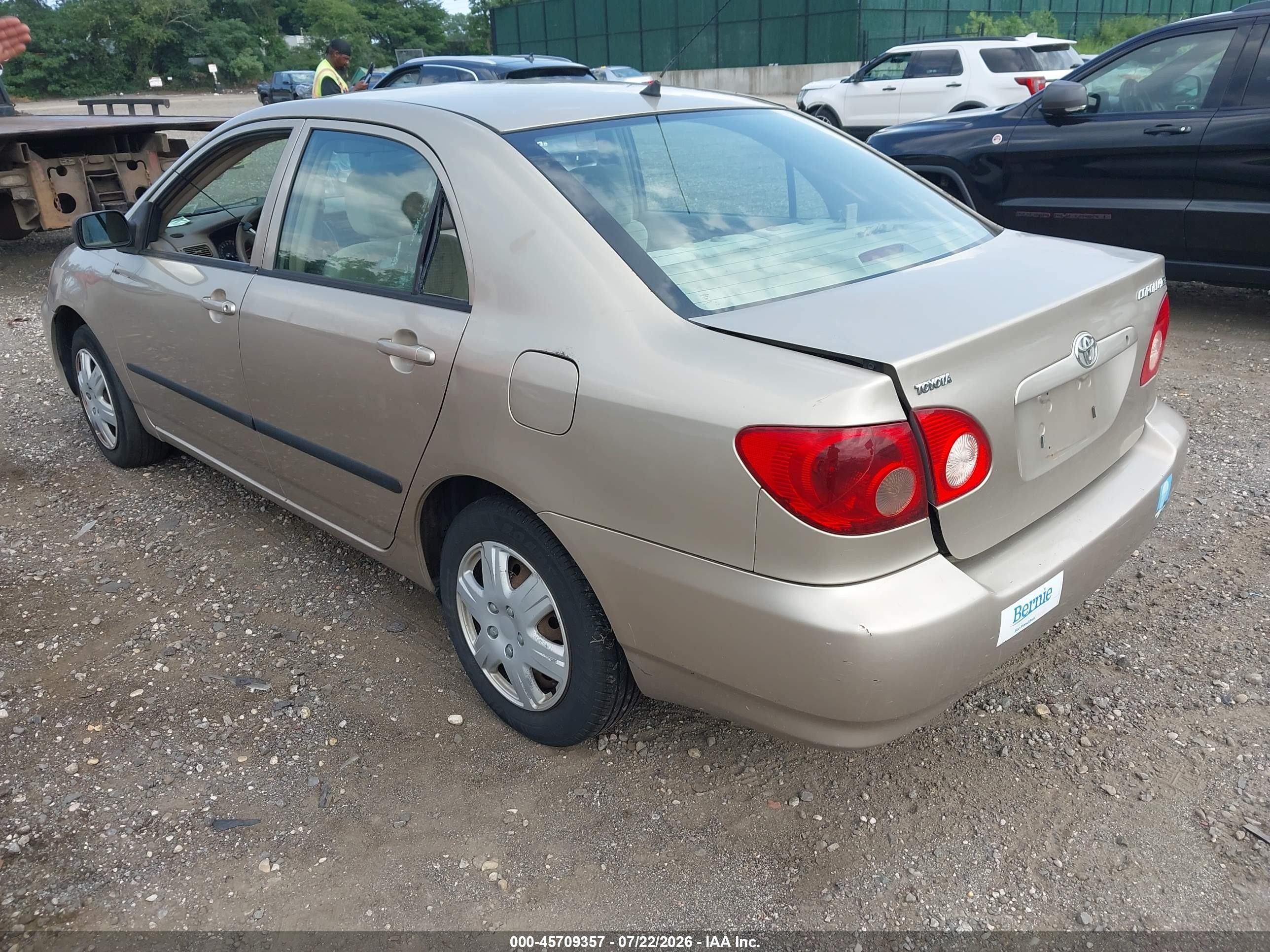 2008 Toyota Corolla Ce Gold vin: 2T1BR32E88C934045