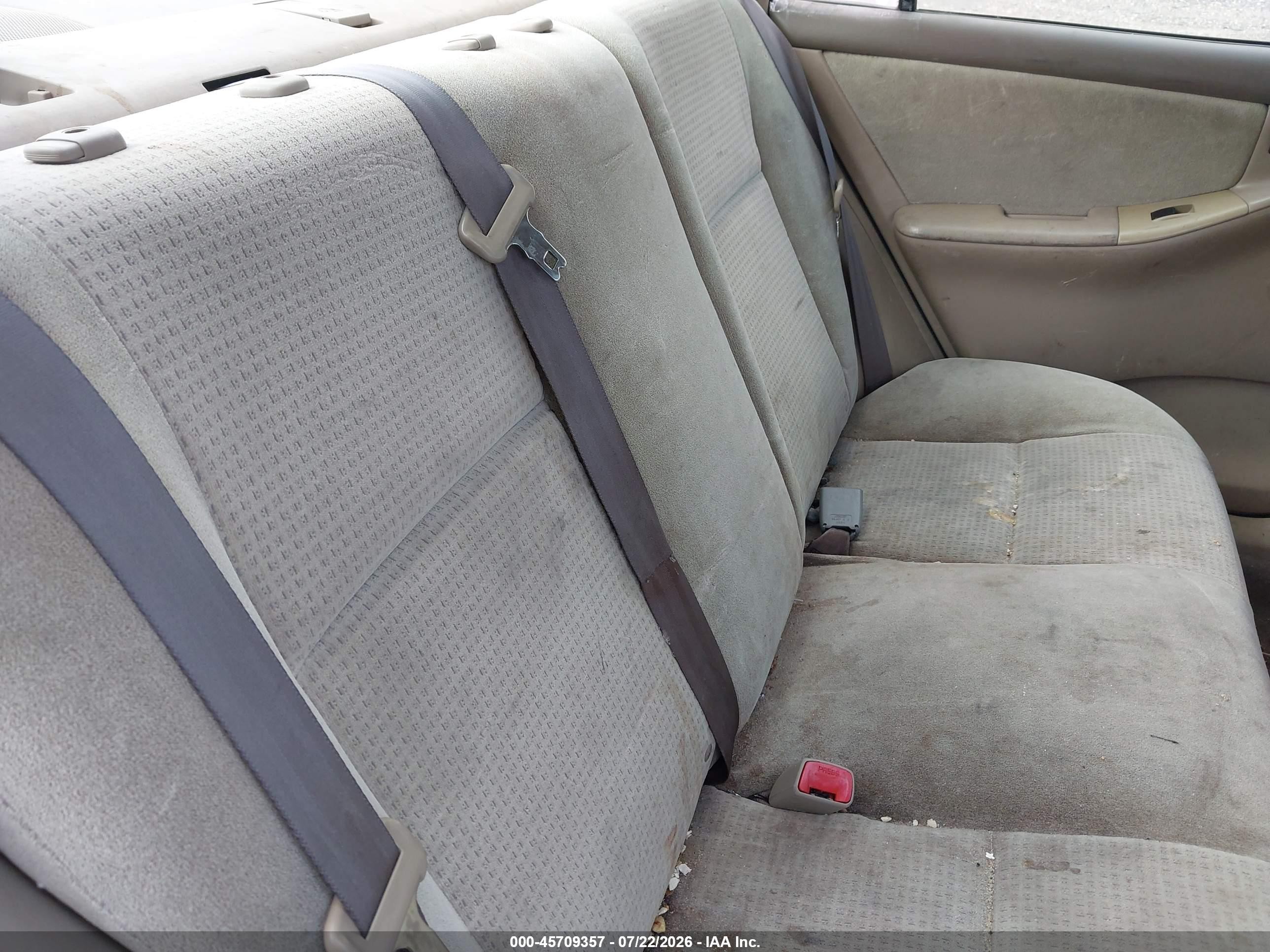 2008 Toyota Corolla Ce Gold vin: 2T1BR32E88C934045