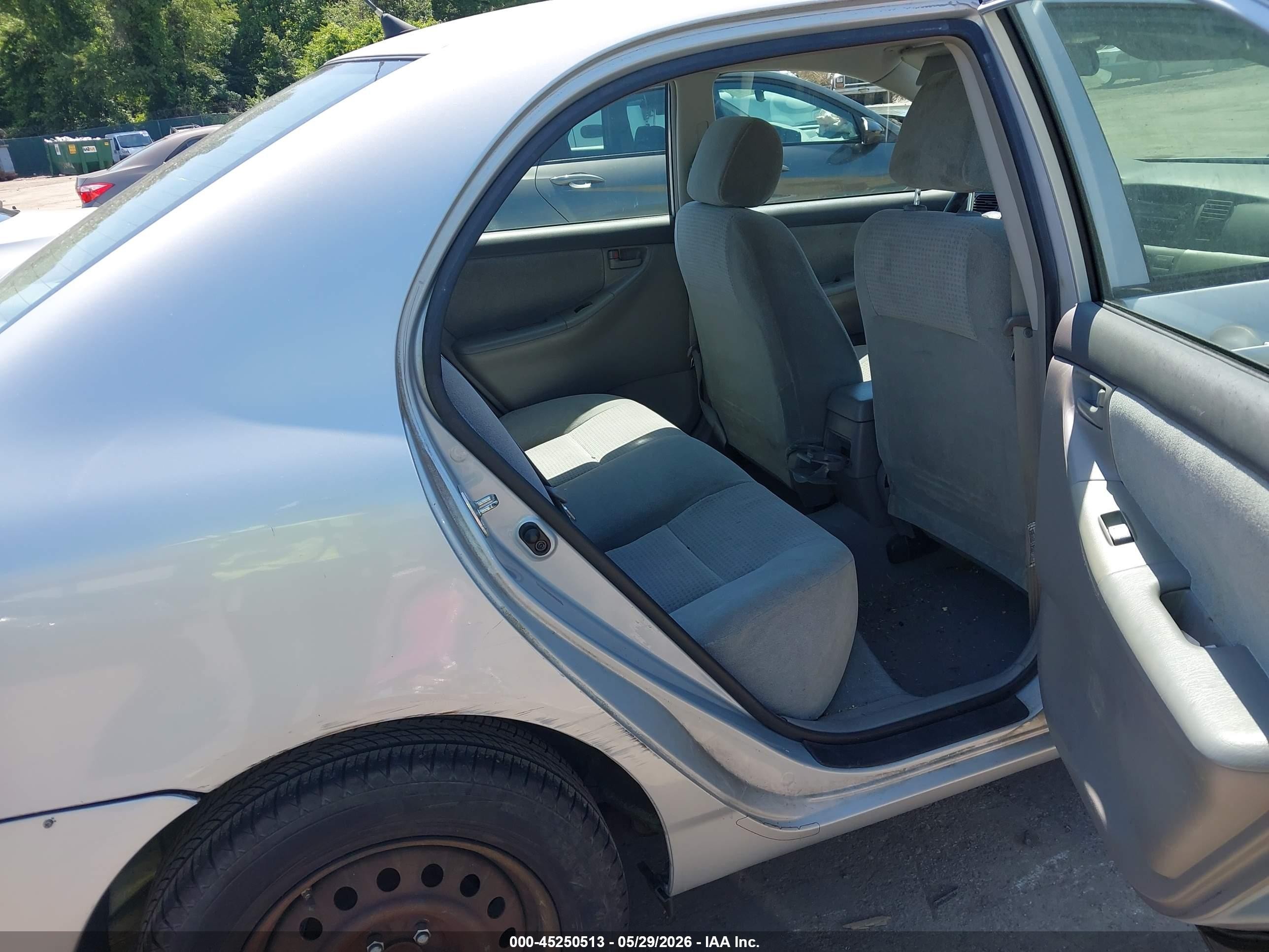 2008 Toyota Corolla Ce Silver vin: 2T1BR32E88C939200