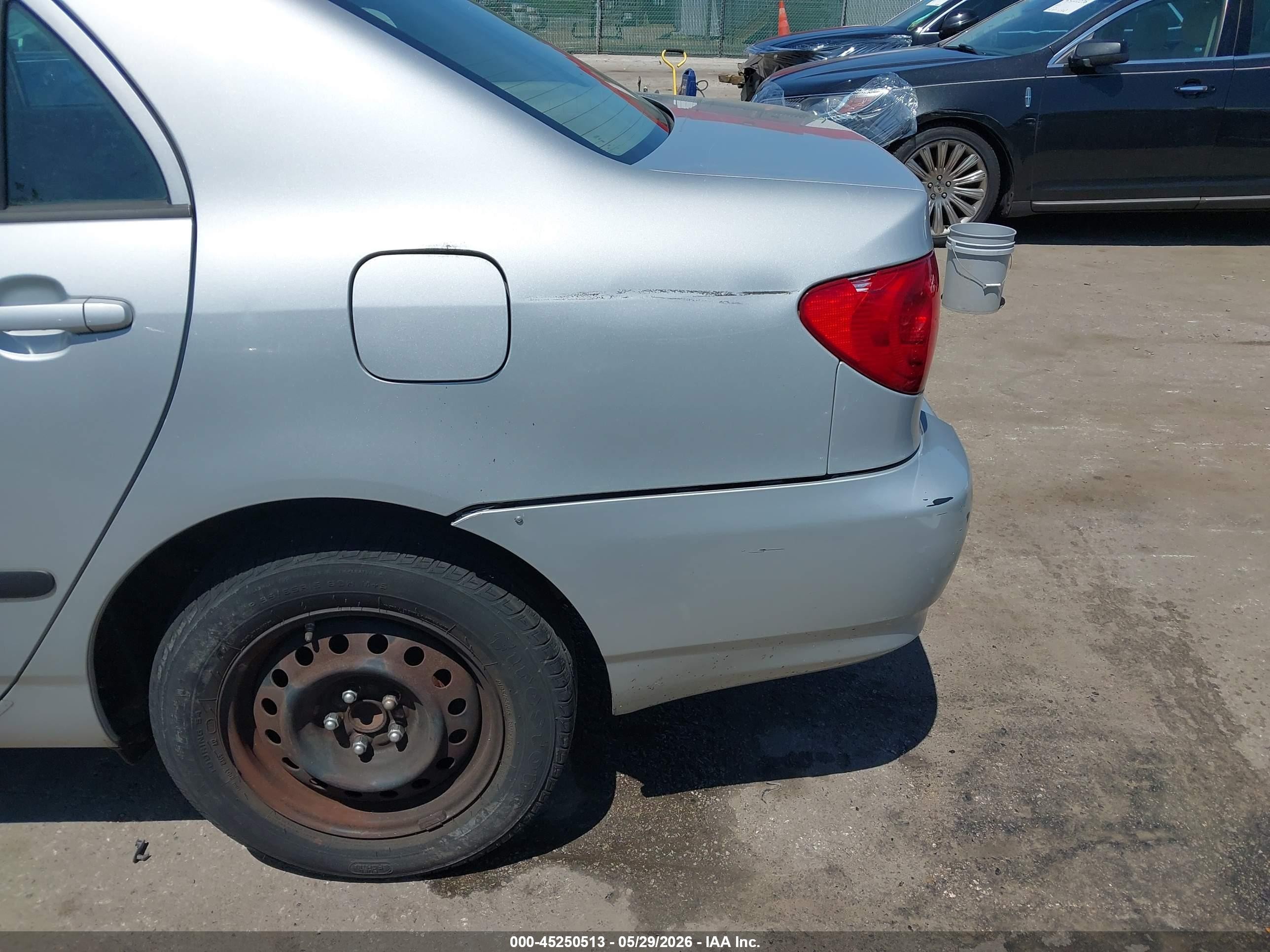 2008 Toyota Corolla Ce Silver vin: 2T1BR32E88C939200