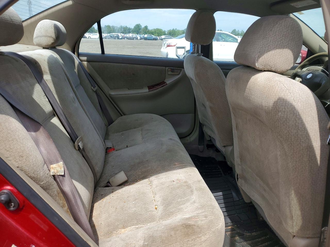 2004 Toyota Corolla Le Red vin: 2T1BR32E94C227630