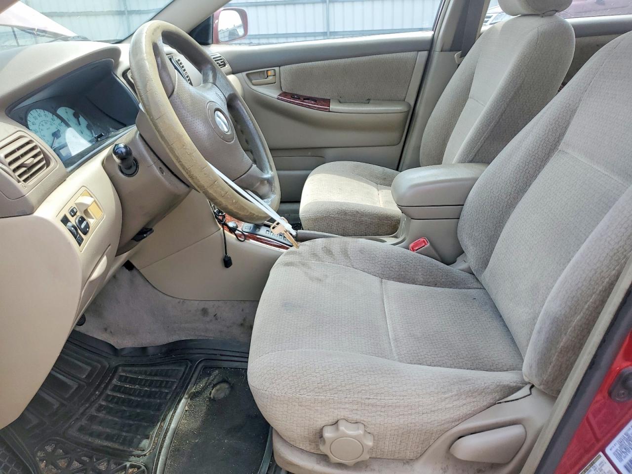 2004 Toyota Corolla Le Red vin: 2T1BR32E94C227630