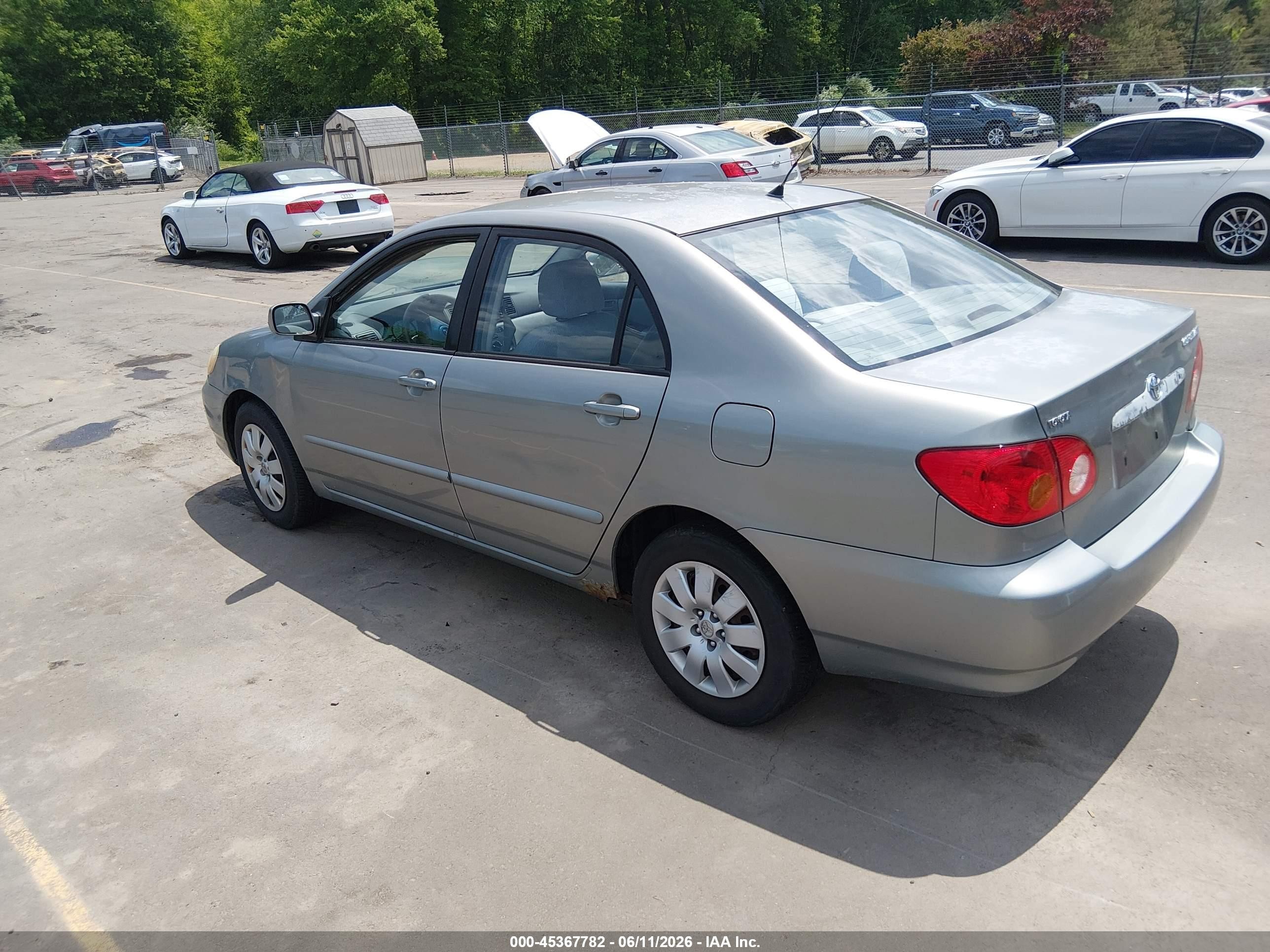 2004 Toyota Corolla Le Silver vin: 2T1BR32E94C270817