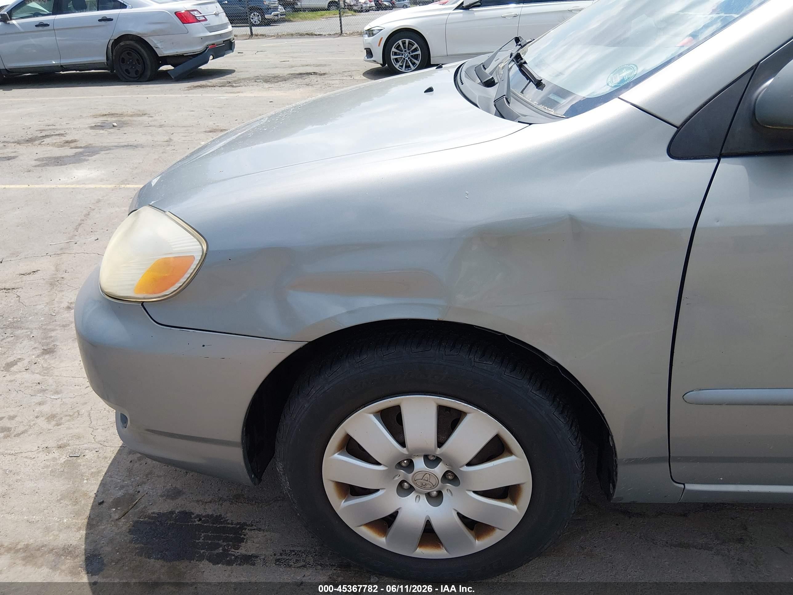 2004 Toyota Corolla Le Silver vin: 2T1BR32E94C270817