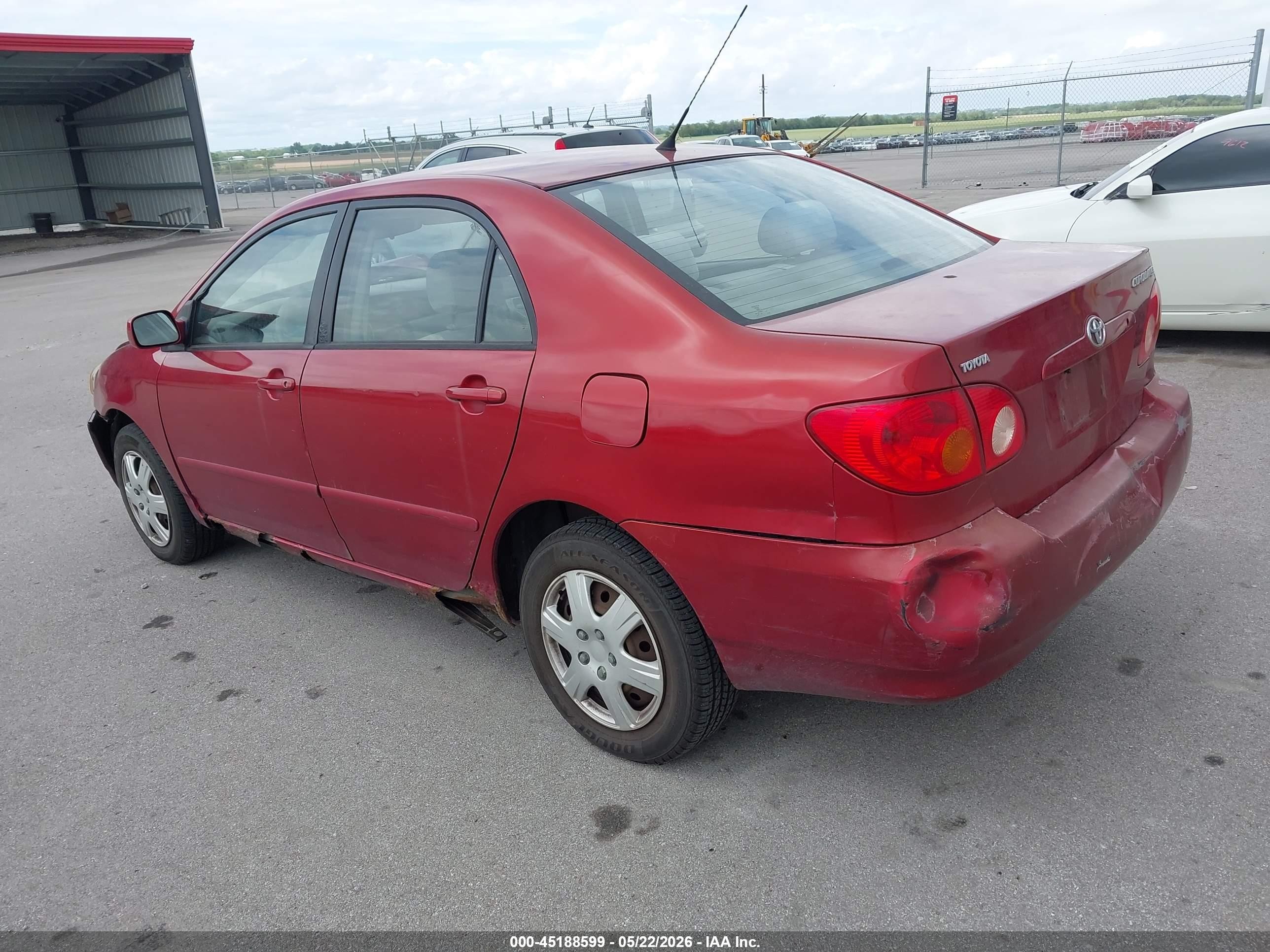 2004 Toyota Corolla Le Красный vin: 2T1BR32E94C315819