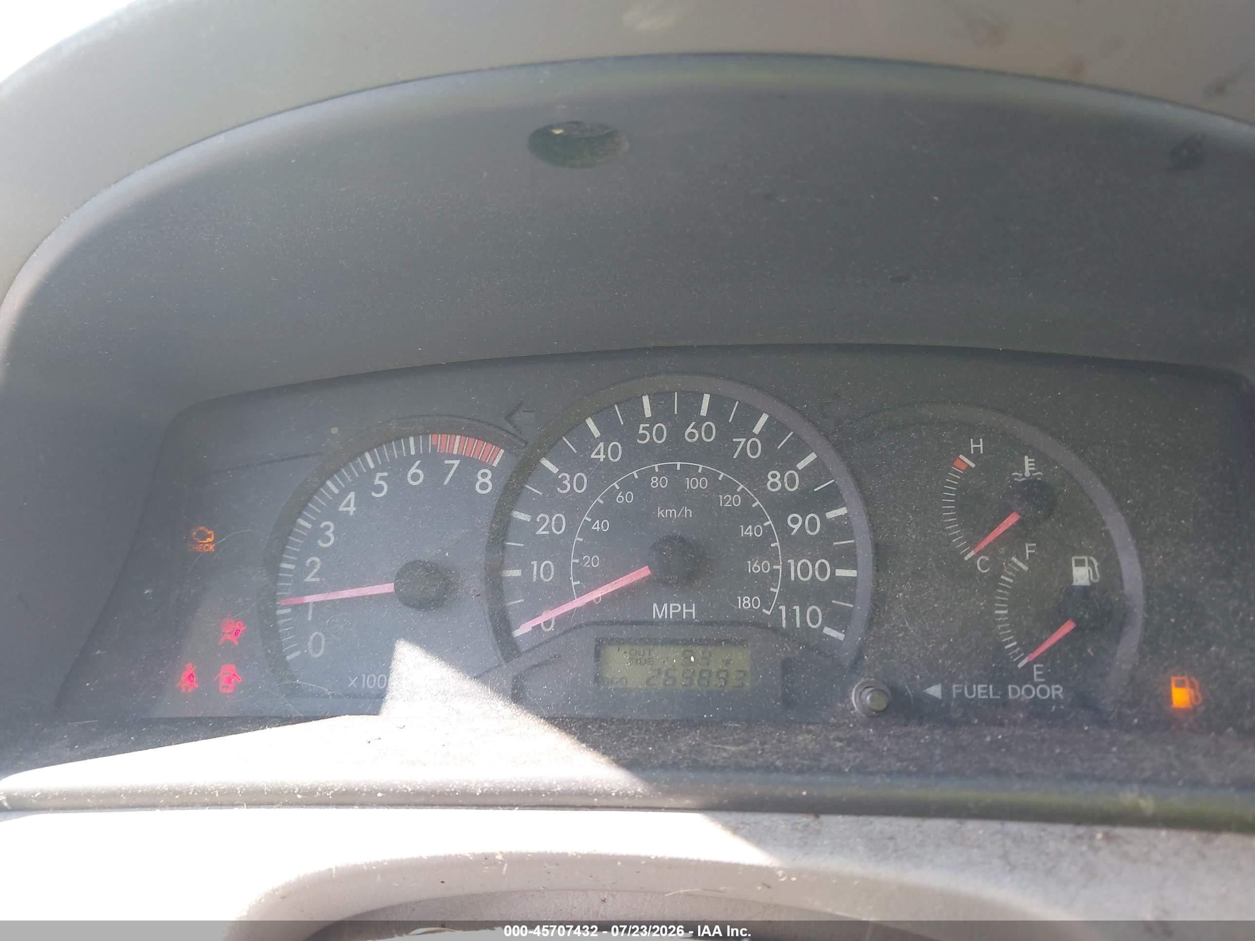 2005 Toyota Corolla Ce Silver vin: 2T1BR32E95C360874