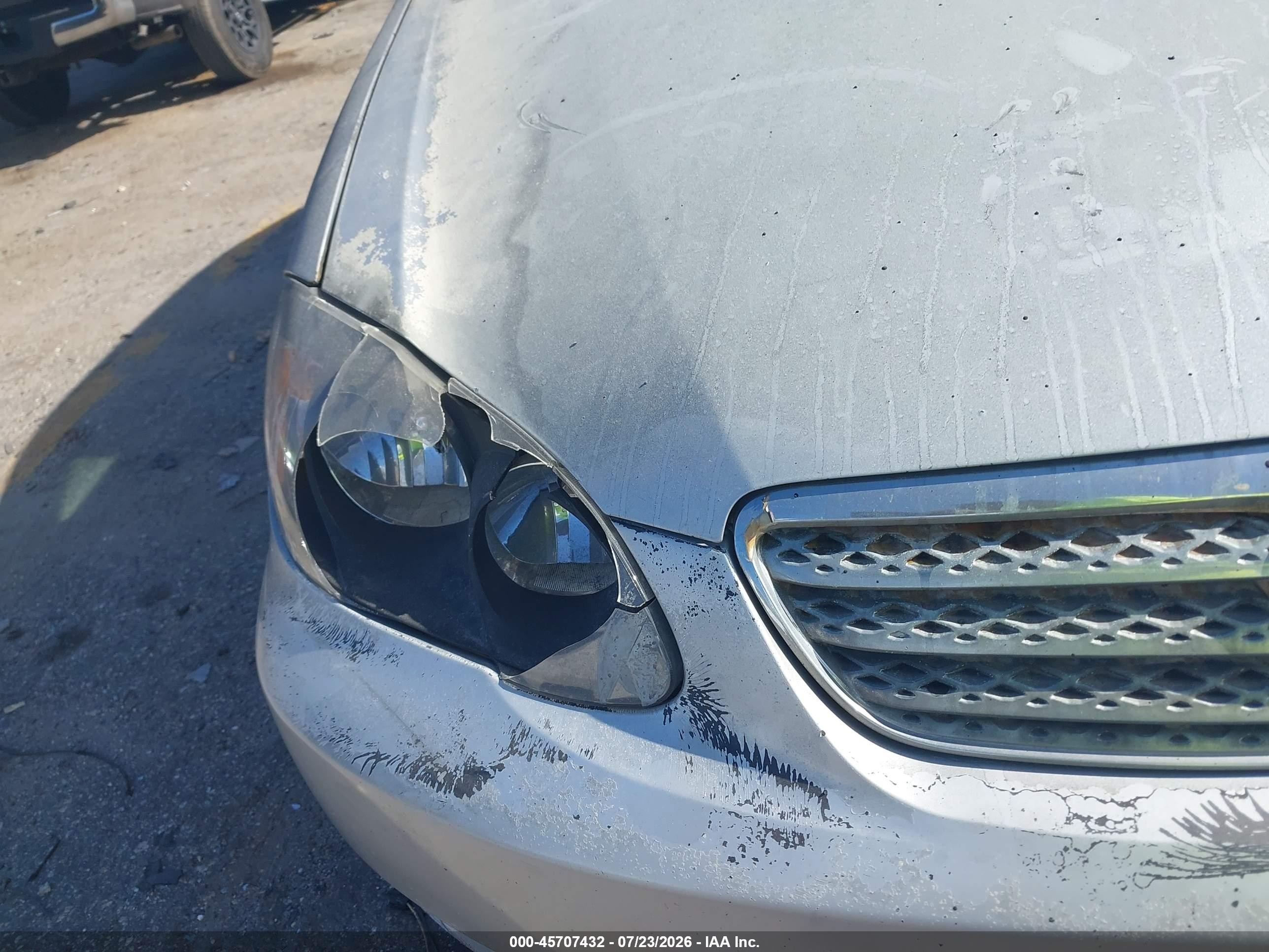 2005 Toyota Corolla Ce Silver vin: 2T1BR32E95C360874