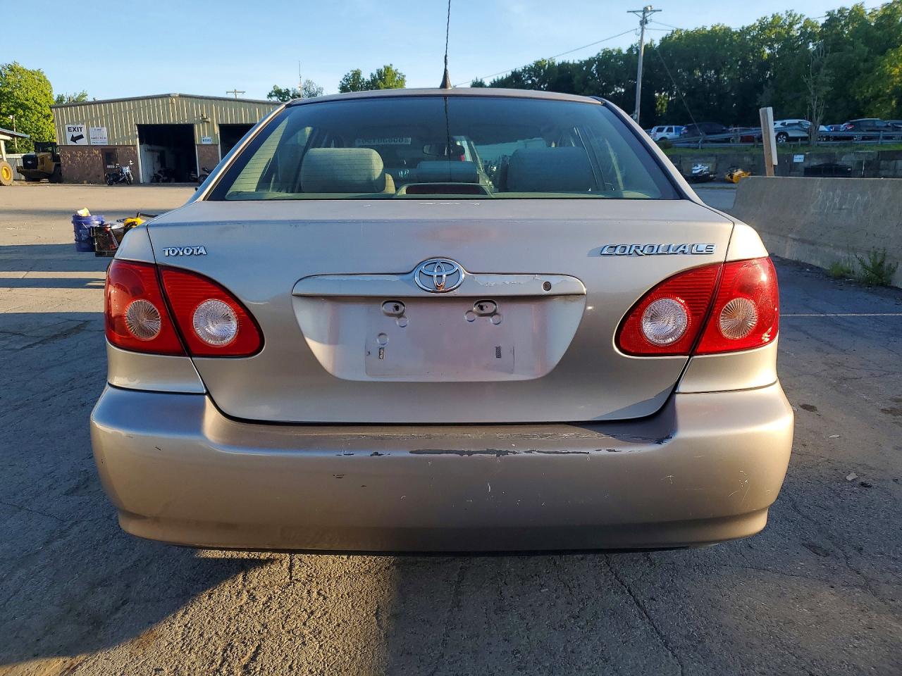 2005 Toyota Corolla Le Silver vin: 2T1BR32E95C410124