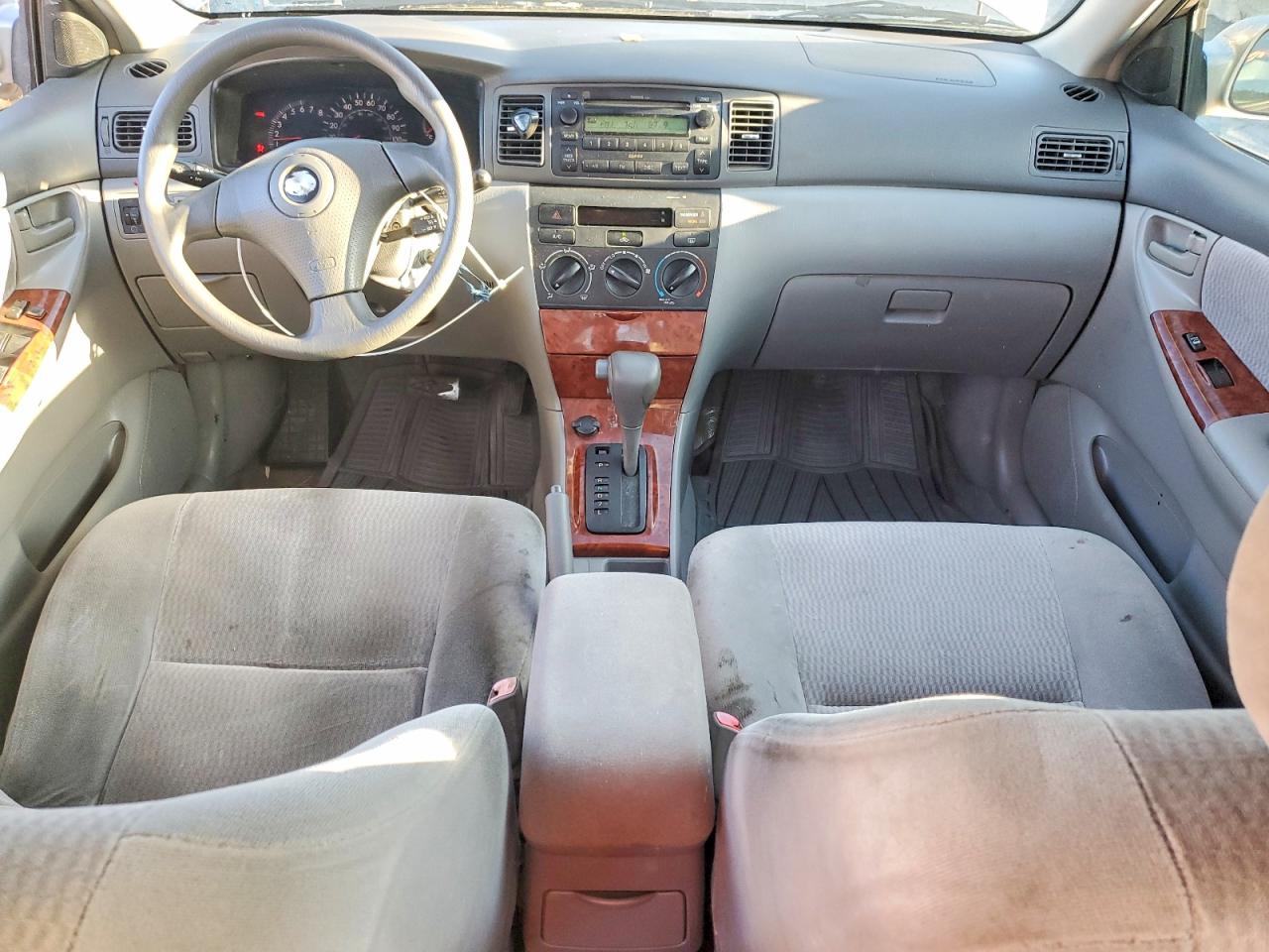2005 Toyota Corolla Le Silver vin: 2T1BR32E95C410124