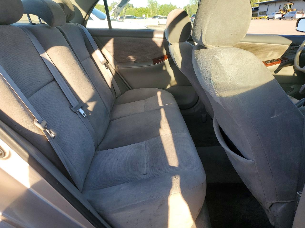 2005 Toyota Corolla Le Silver vin: 2T1BR32E95C410124