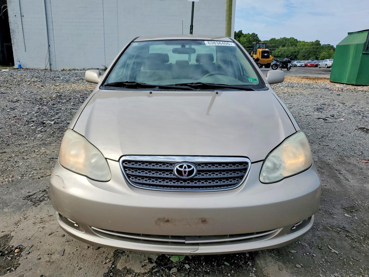 2005 Toyota Corolla Le Gold vin: 2T1BR32E95C422189