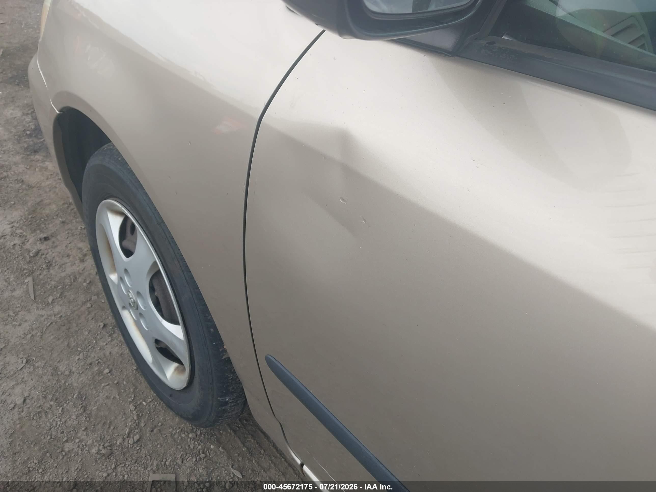 2005 Toyota Corolla Ce Tan vin: 2T1BR32E95C464975