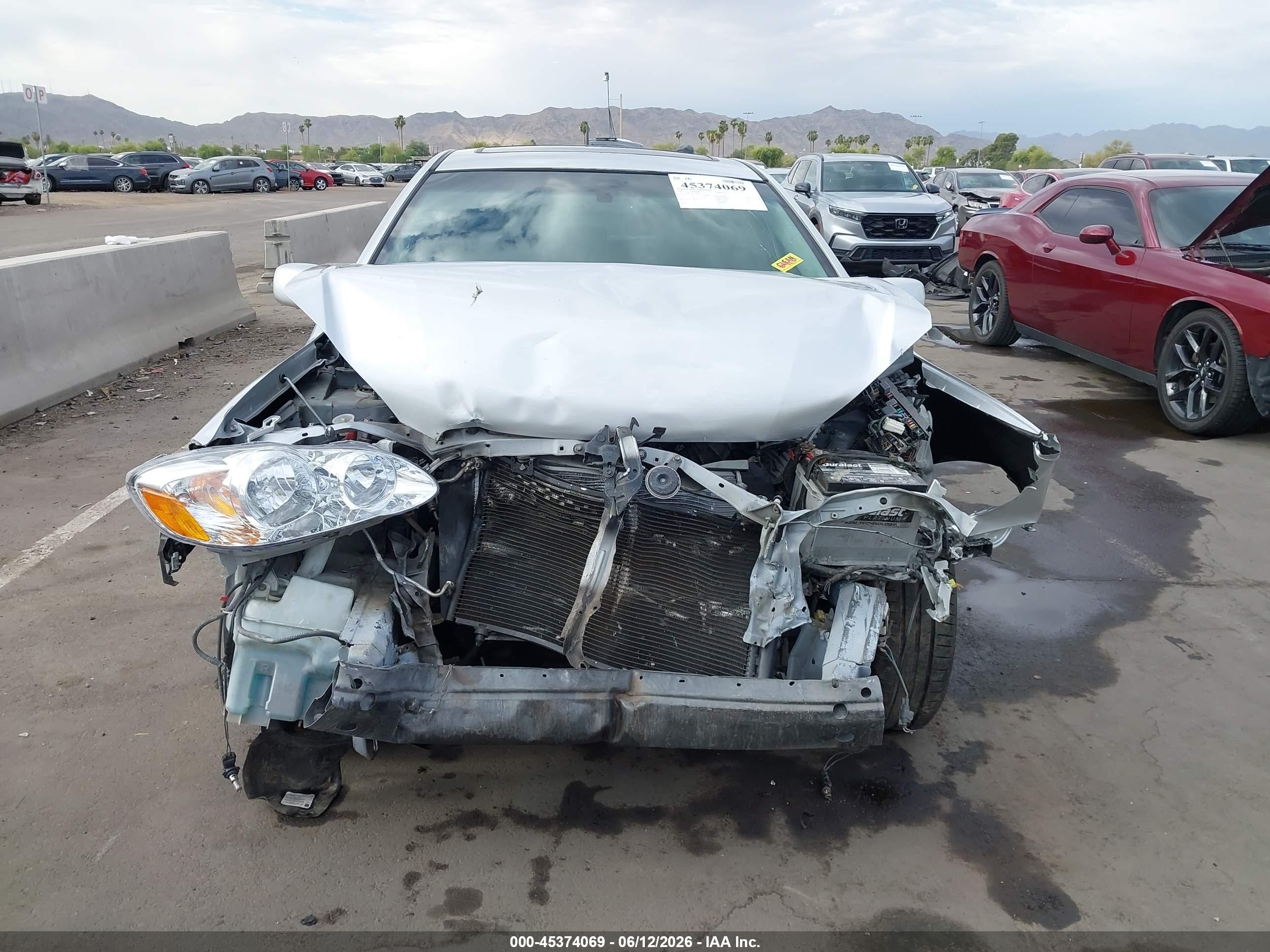 2005 Toyota Corolla Le Silver vin: 2T1BR32E95C490881