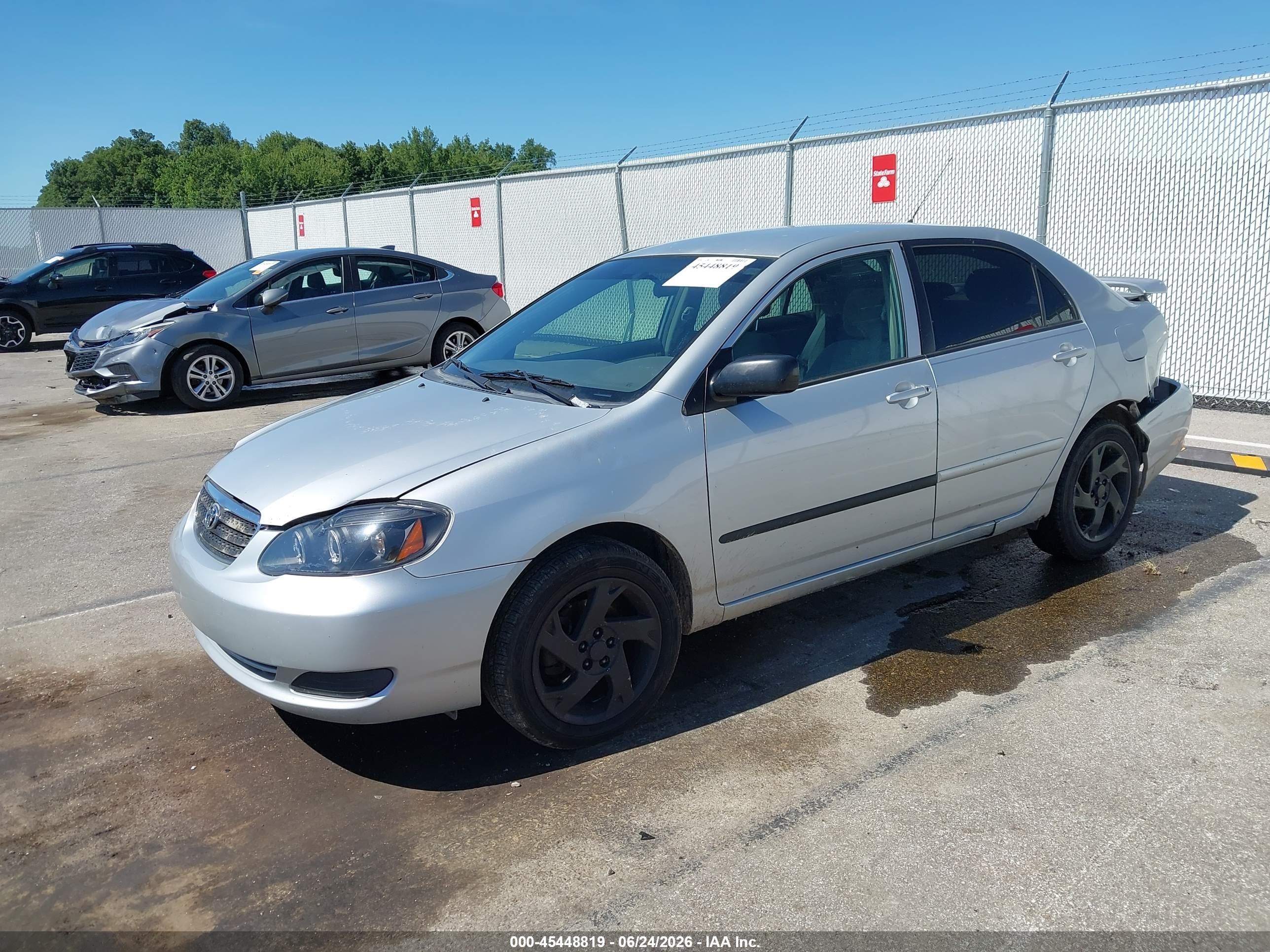 2005 Toyota Corolla Ce Silver vin: 2T1BR32E95C498785