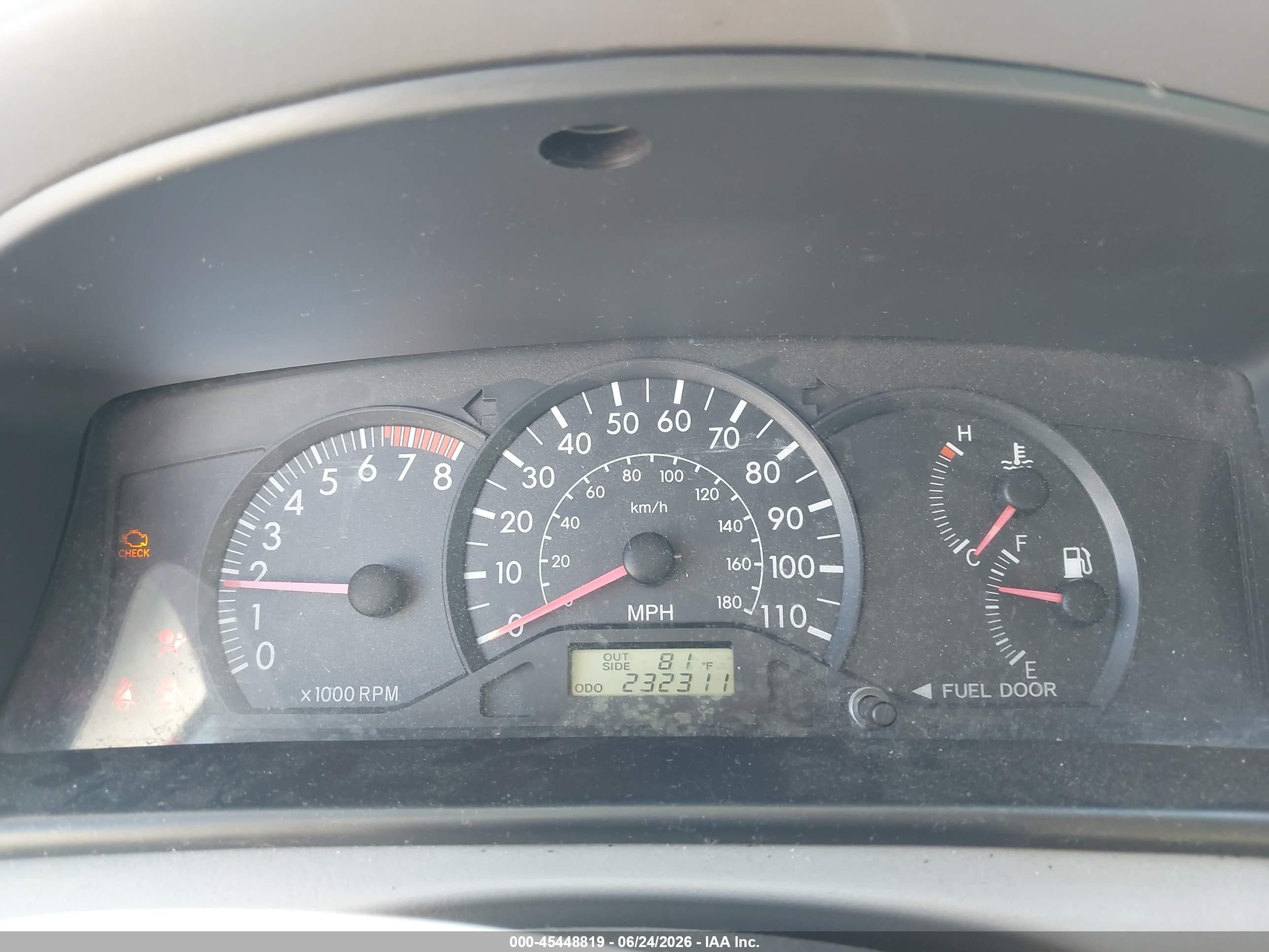 2005 Toyota Corolla Ce Silver vin: 2T1BR32E95C498785