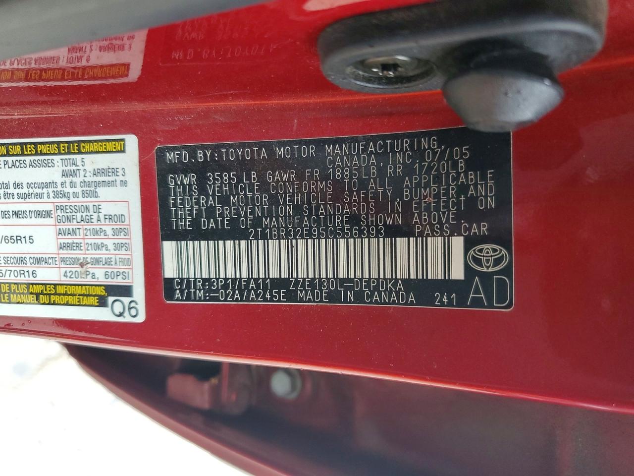 2005 Toyota Corolla Ce Red vin: 2T1BR32E95C556393