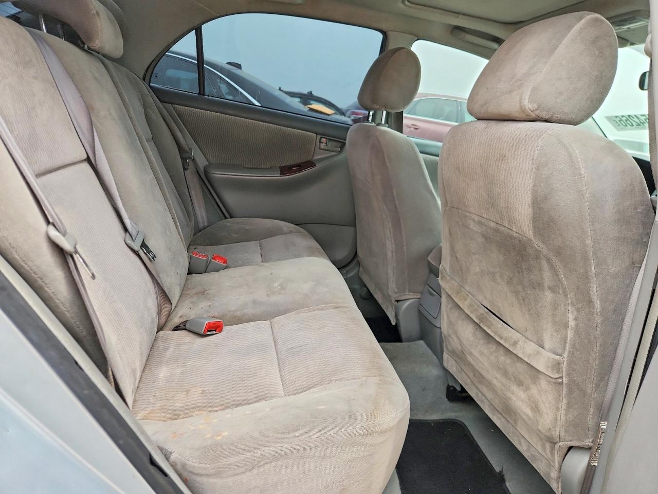 2005 Toyota Corolla Le Silver vin: 2T1BR32E95C557690