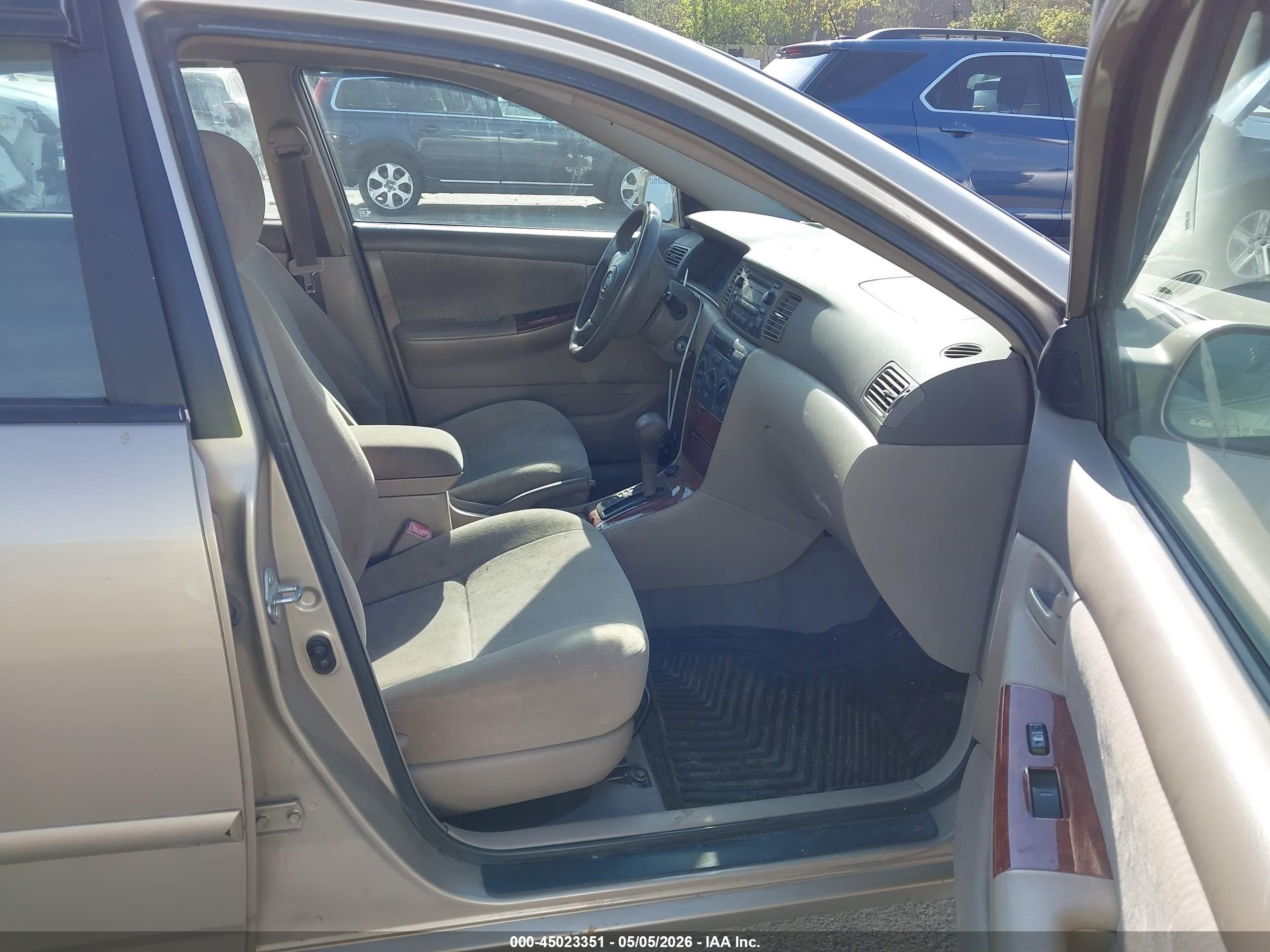 2007 Toyota Corolla Le Gold vin: 2T1BR32E97C723905