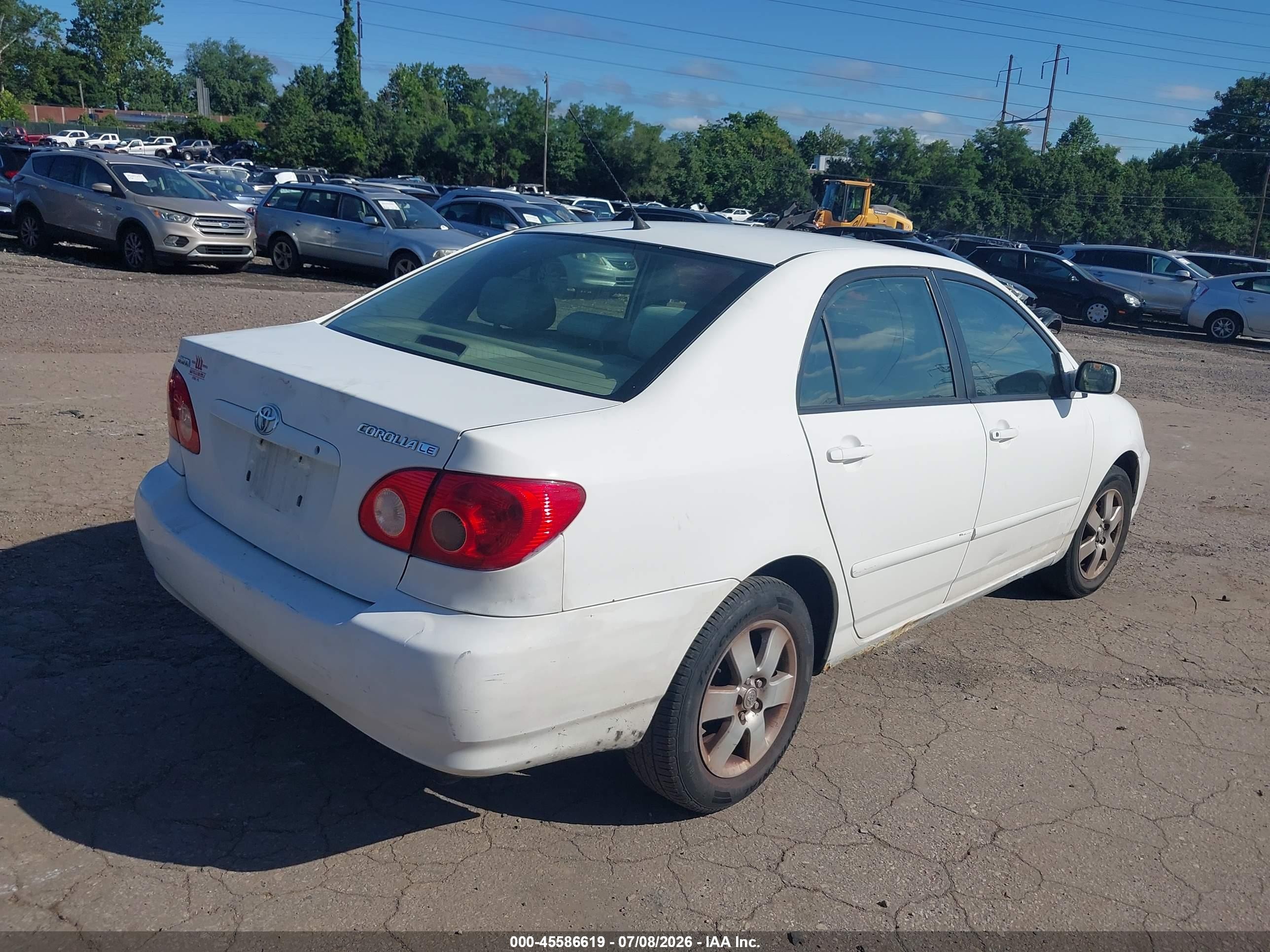 2007 Toyota Corolla Le White vin: 2T1BR32E97C747203