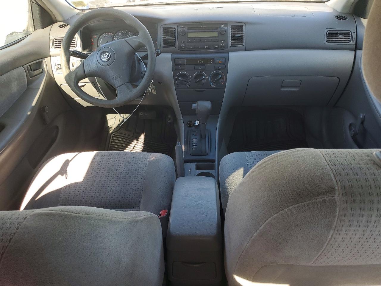 2007 Toyota Corolla Ce Silver vin: 2T1BR32E97C758394