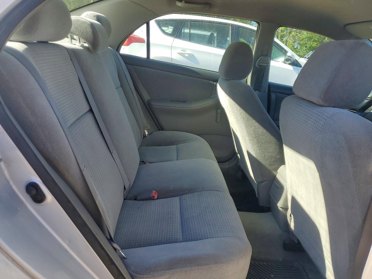 2007 Toyota Corolla Ce Silver vin: 2T1BR32E97C775048