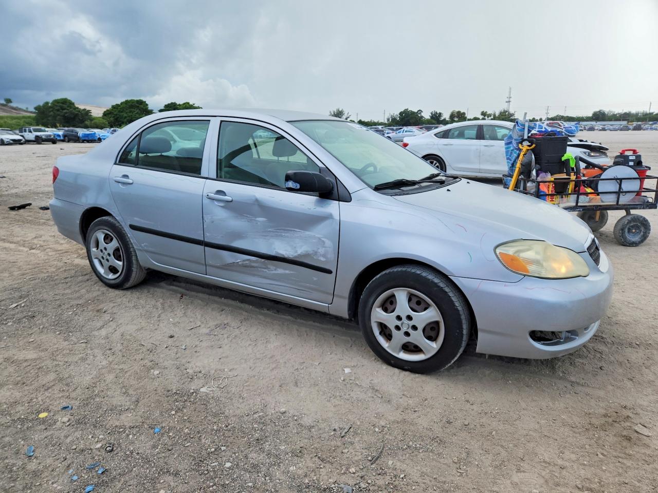 2007 Toyota Corolla Ce Silver vin: 2T1BR32E97C795204