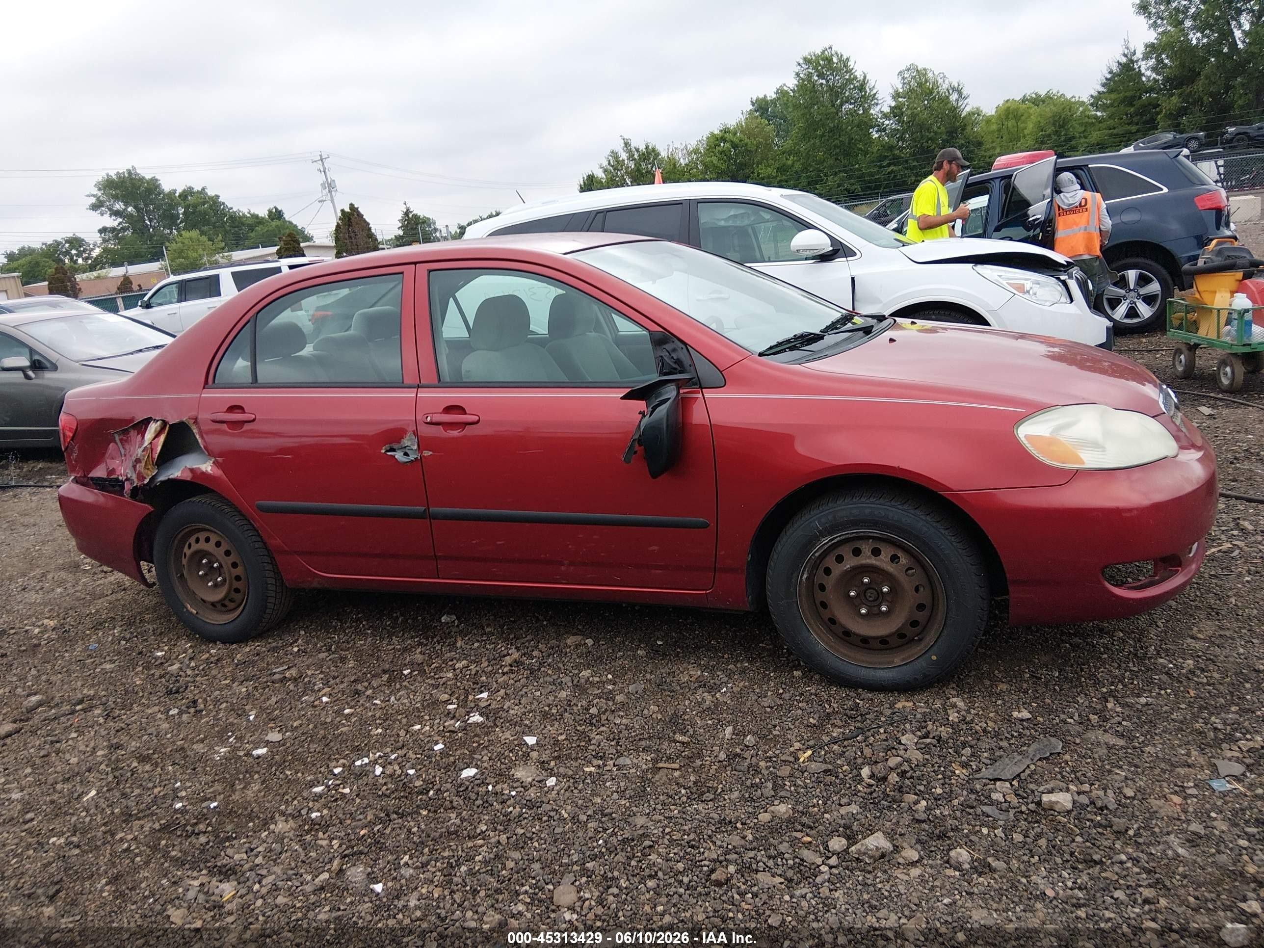2007 Toyota Corolla Ce Red vin: 2T1BR32E97C808341