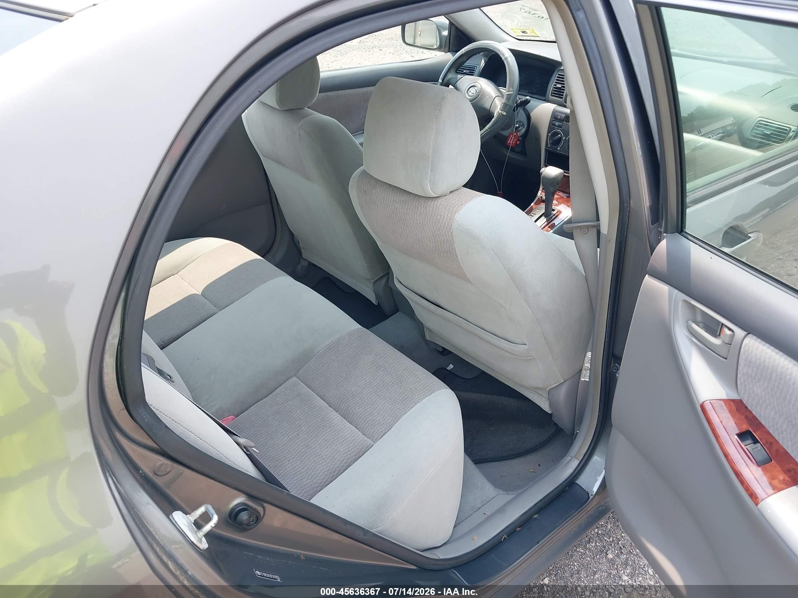 2007 Toyota Corolla Le Gray vin: 2T1BR32E97C810025