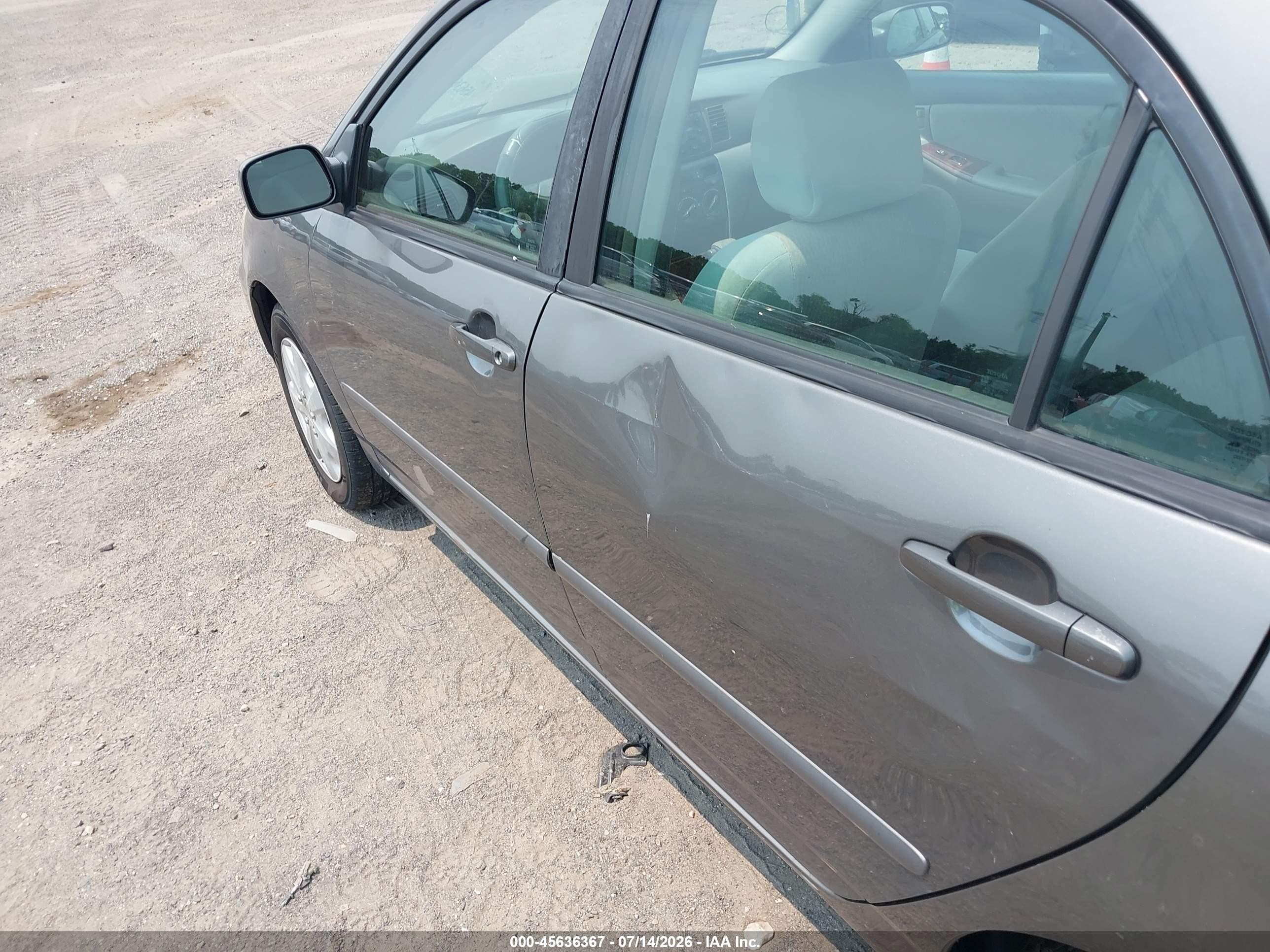 2007 Toyota Corolla Le Gray vin: 2T1BR32E97C810025