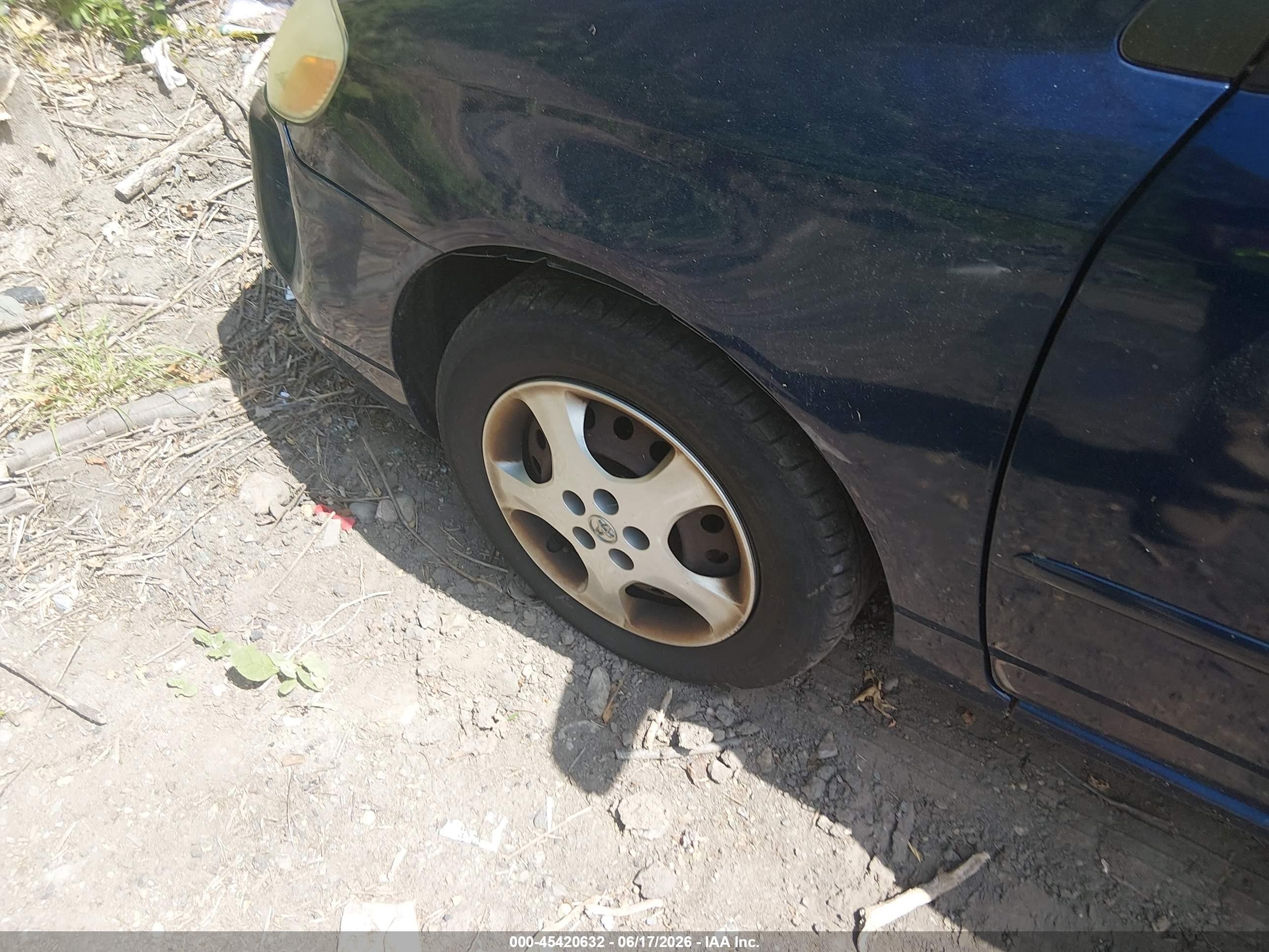 2007 Toyota Corolla Ce Blue vin: 2T1BR32E97C851805