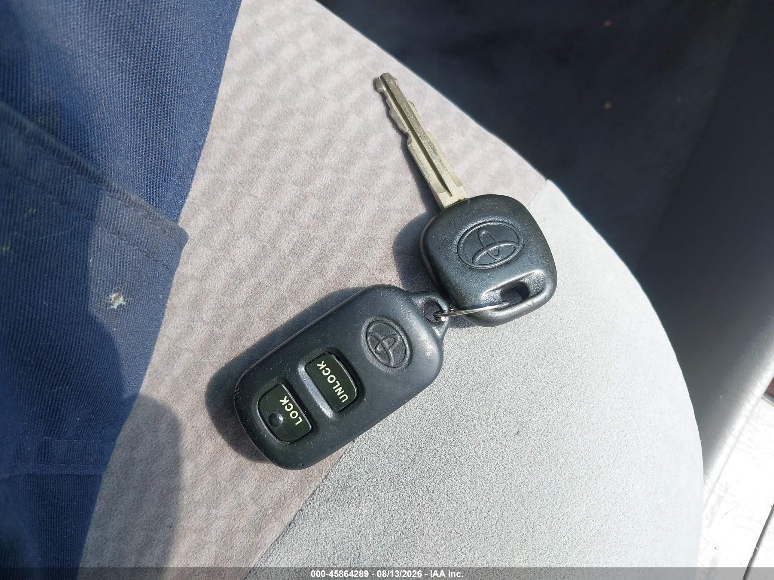 2008 Toyota Corolla Le Серый vin: 2T1BR32E98C870033