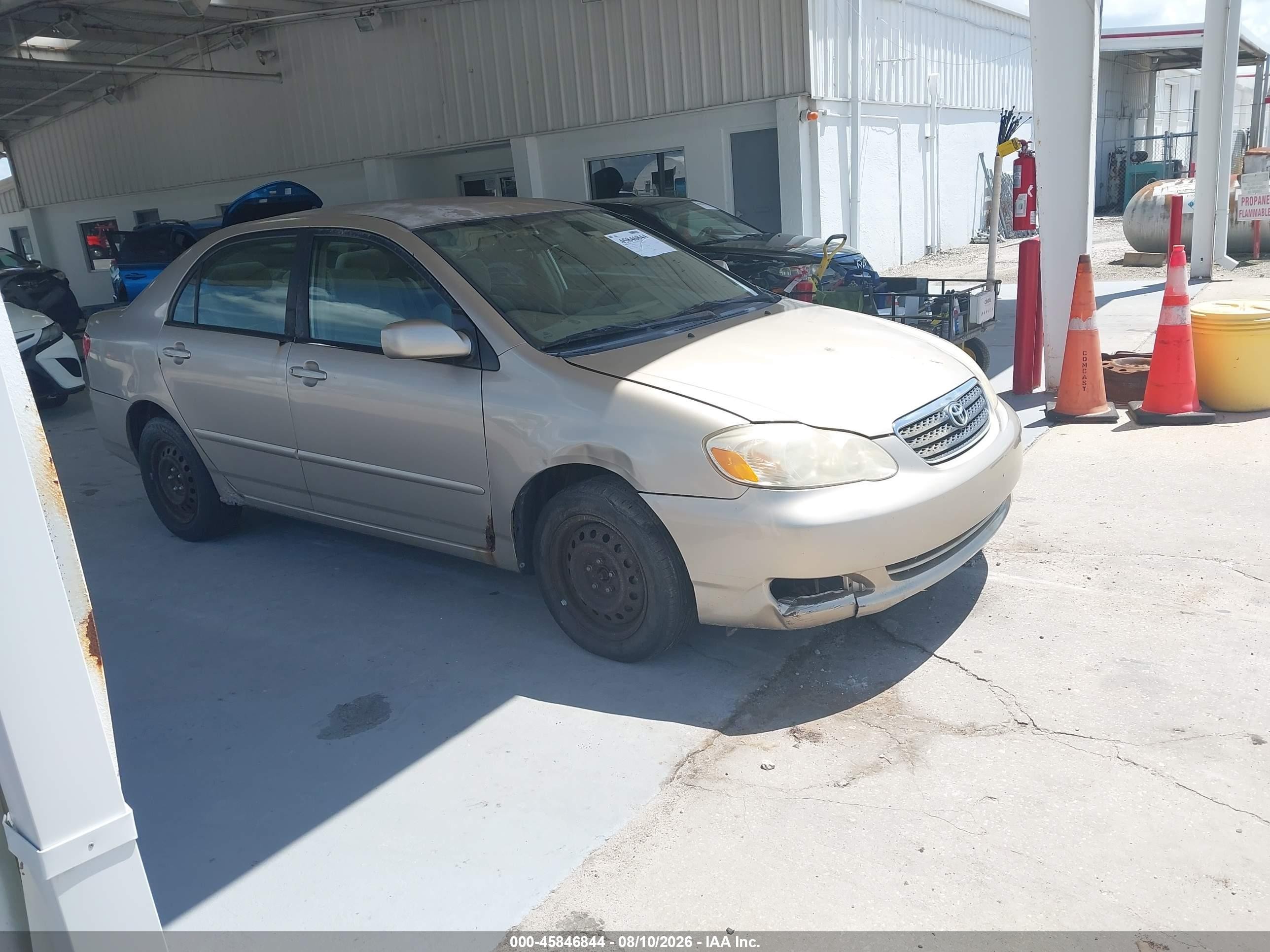 2008 Toyota Corolla Le Gold vin: 2T1BR32E98C877578