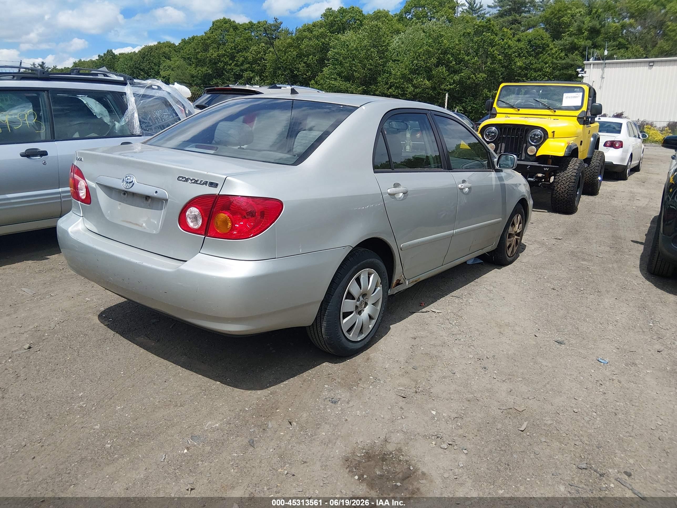2003 Toyota Corolla Le Silver vin: 2T1BR32EX3C109178