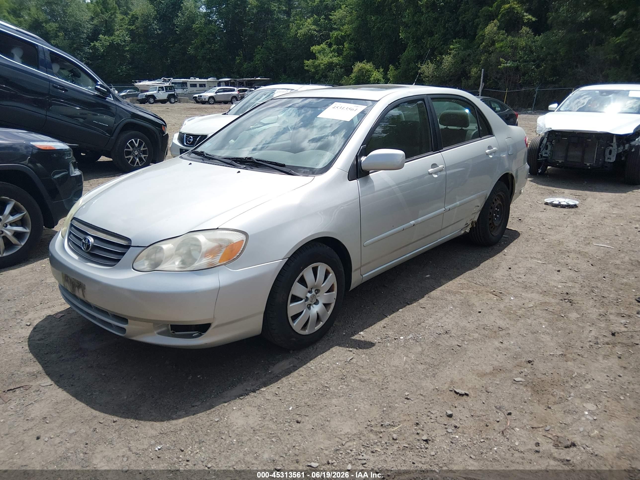 2003 Toyota Corolla Le Silver vin: 2T1BR32EX3C109178