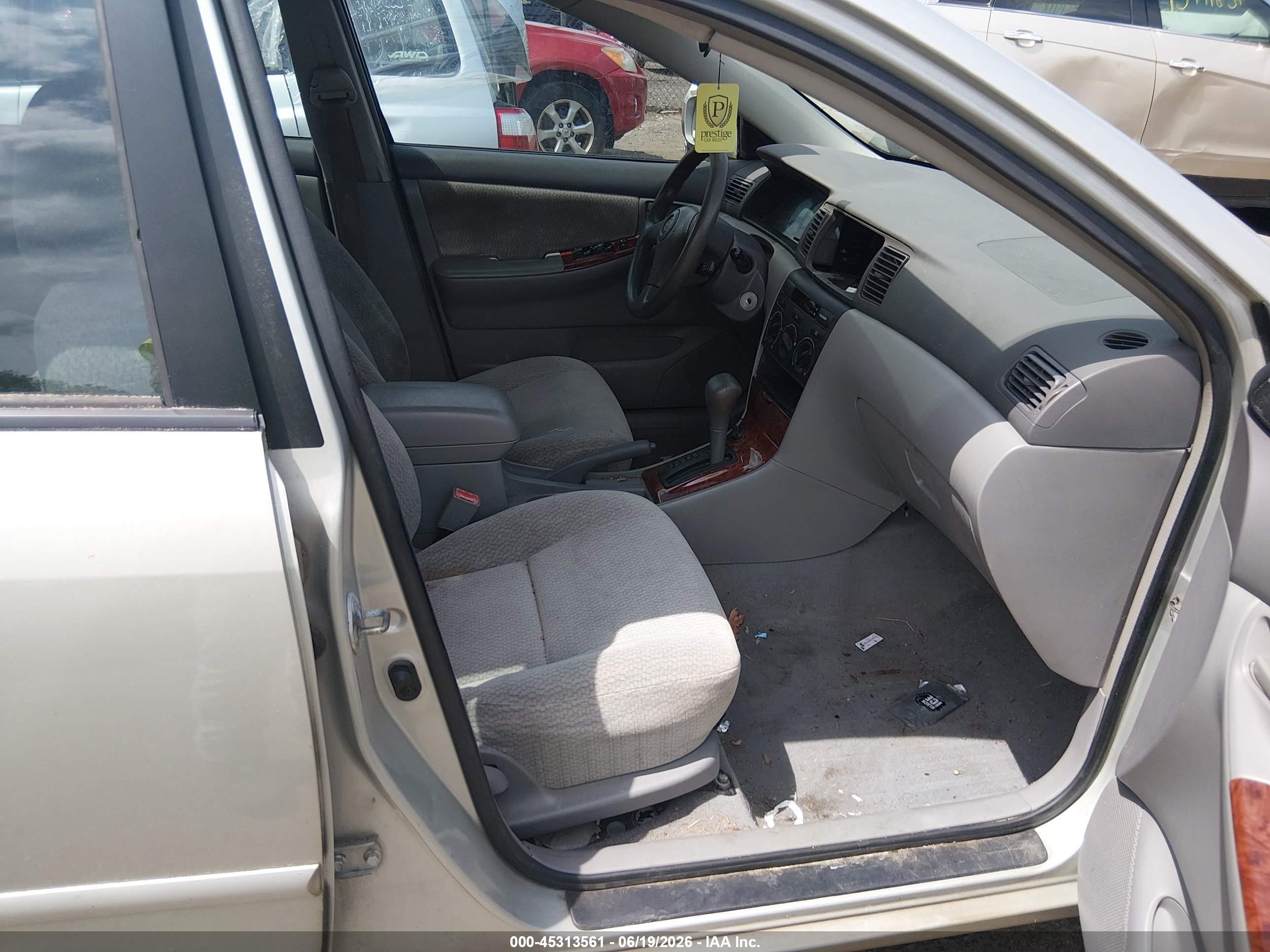 2003 Toyota Corolla Le Silver vin: 2T1BR32EX3C109178