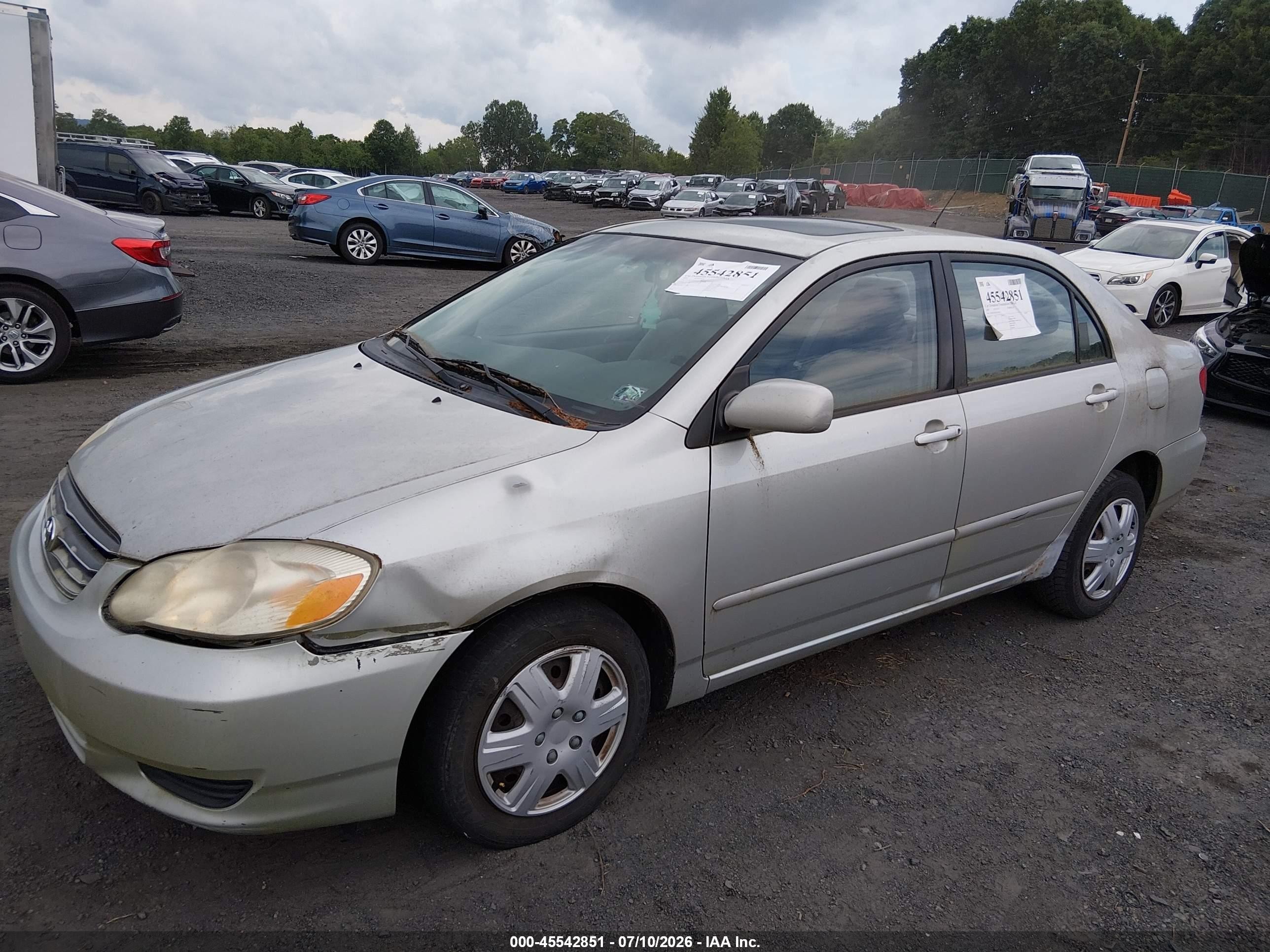 2003 Toyota Corolla Le Серебряный vin: 2T1BR32EX3C165542