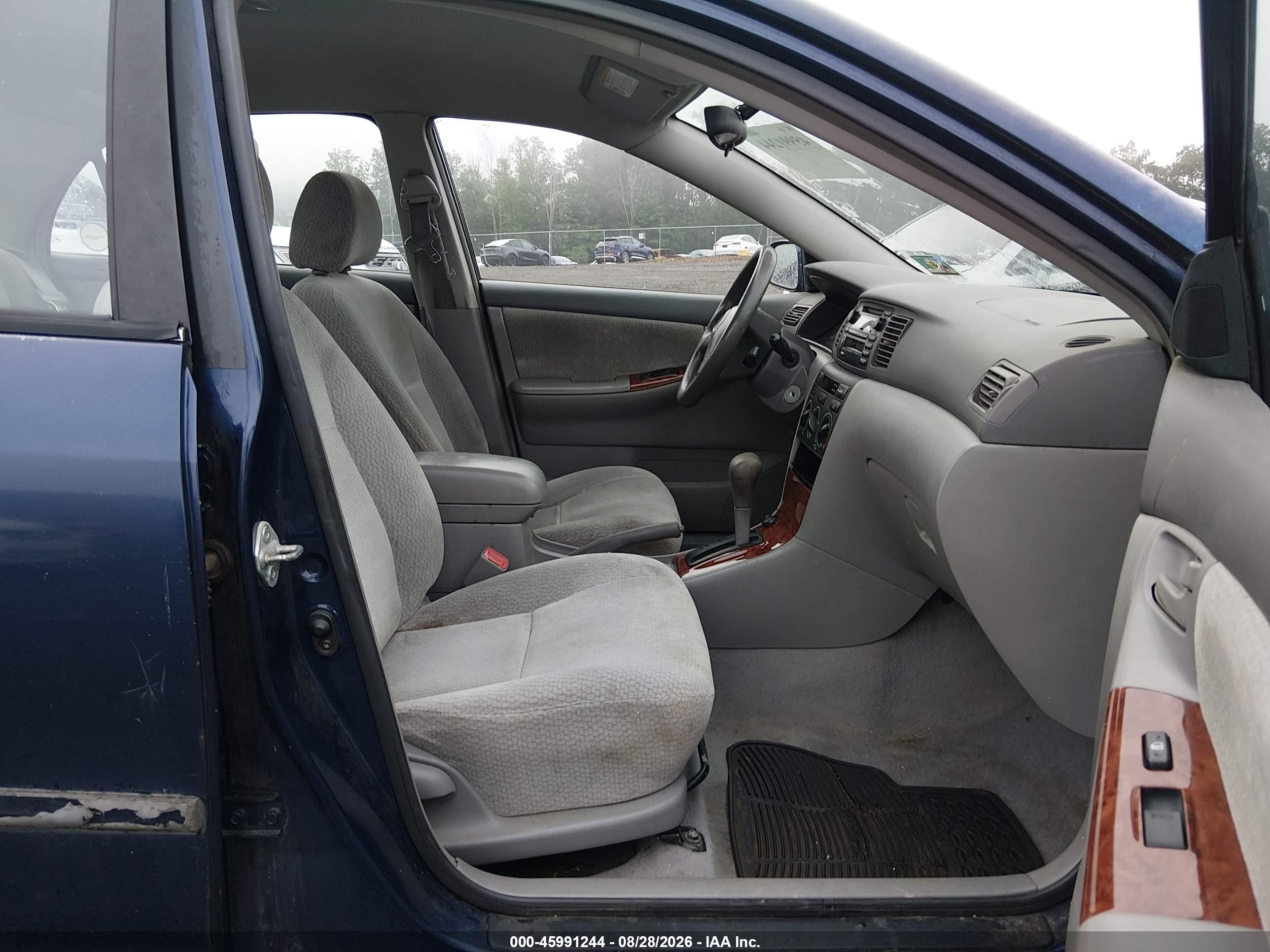 2004 Toyota Corolla Le Синий vin: 2T1BR32EX4C270051