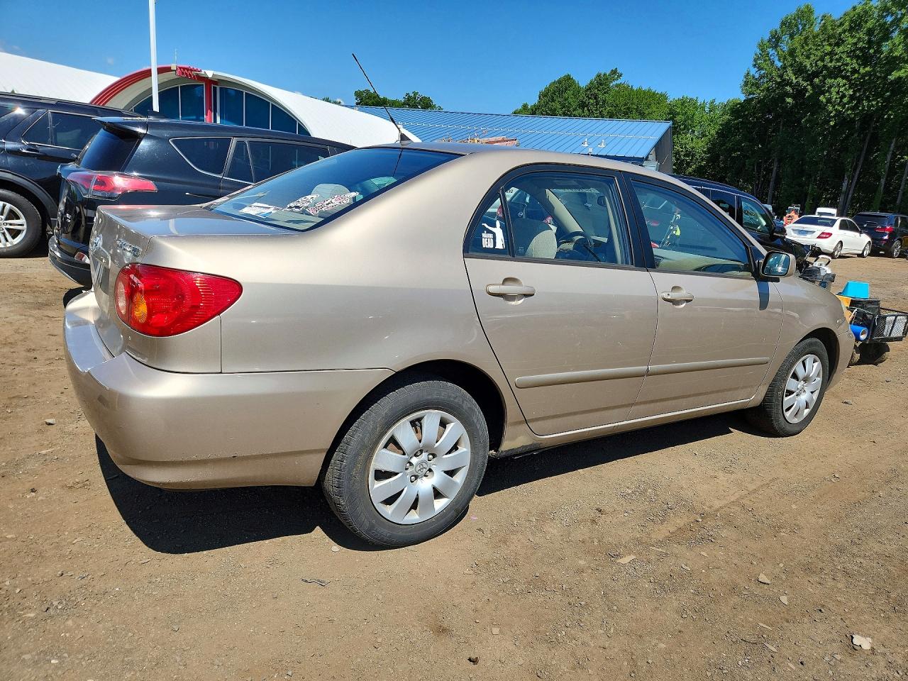2004 Toyota Corolla Le Beige vin: 2T1BR32EX4C294012