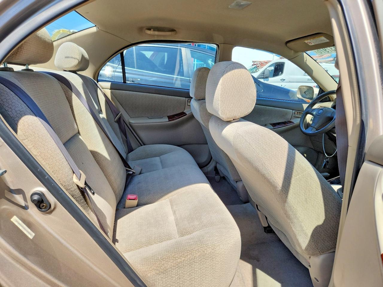 2004 Toyota Corolla Le Beige vin: 2T1BR32EX4C294012