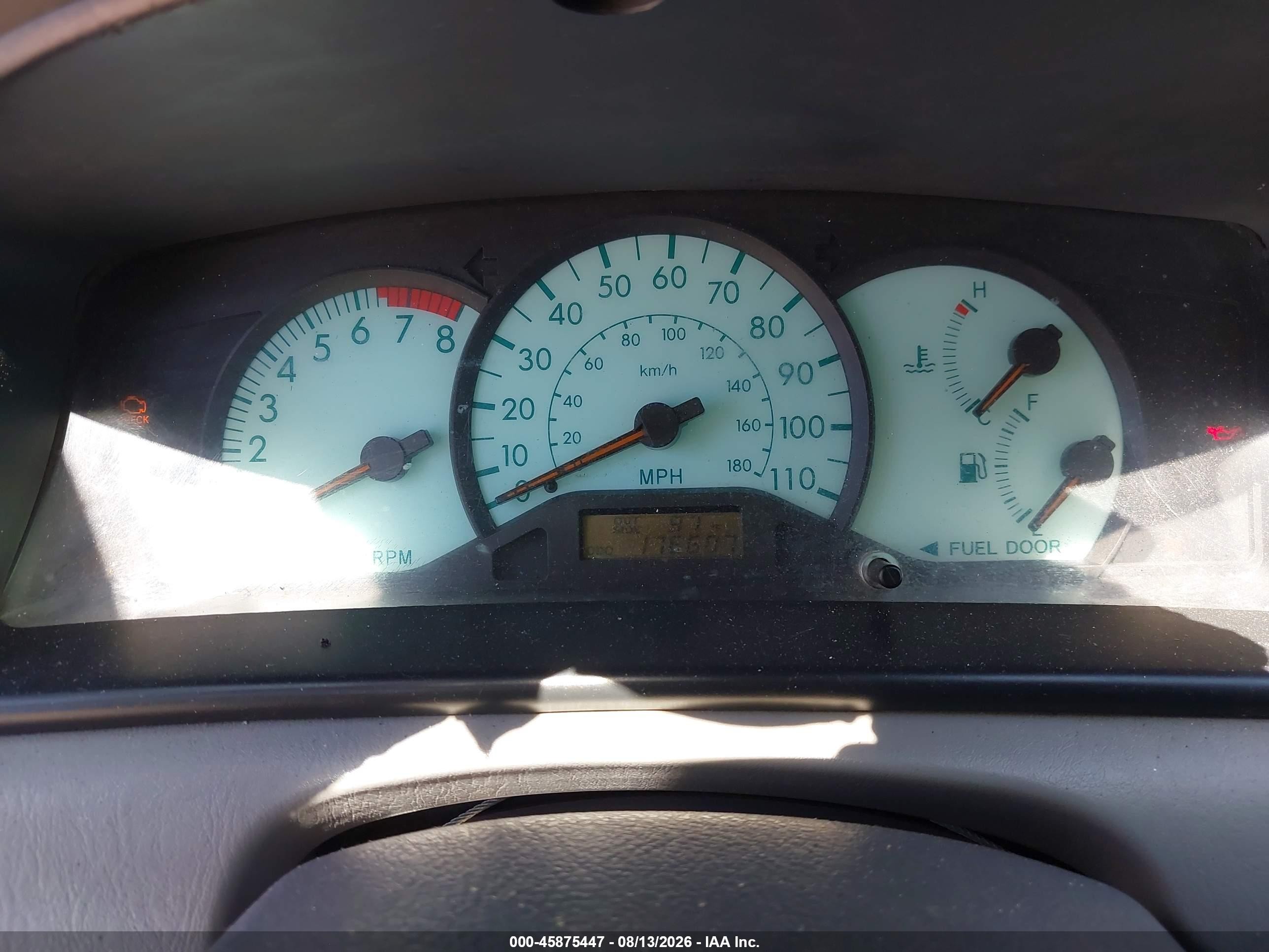 2004 Toyota Corolla Le Silver vin: 2T1BR32EX4C298741