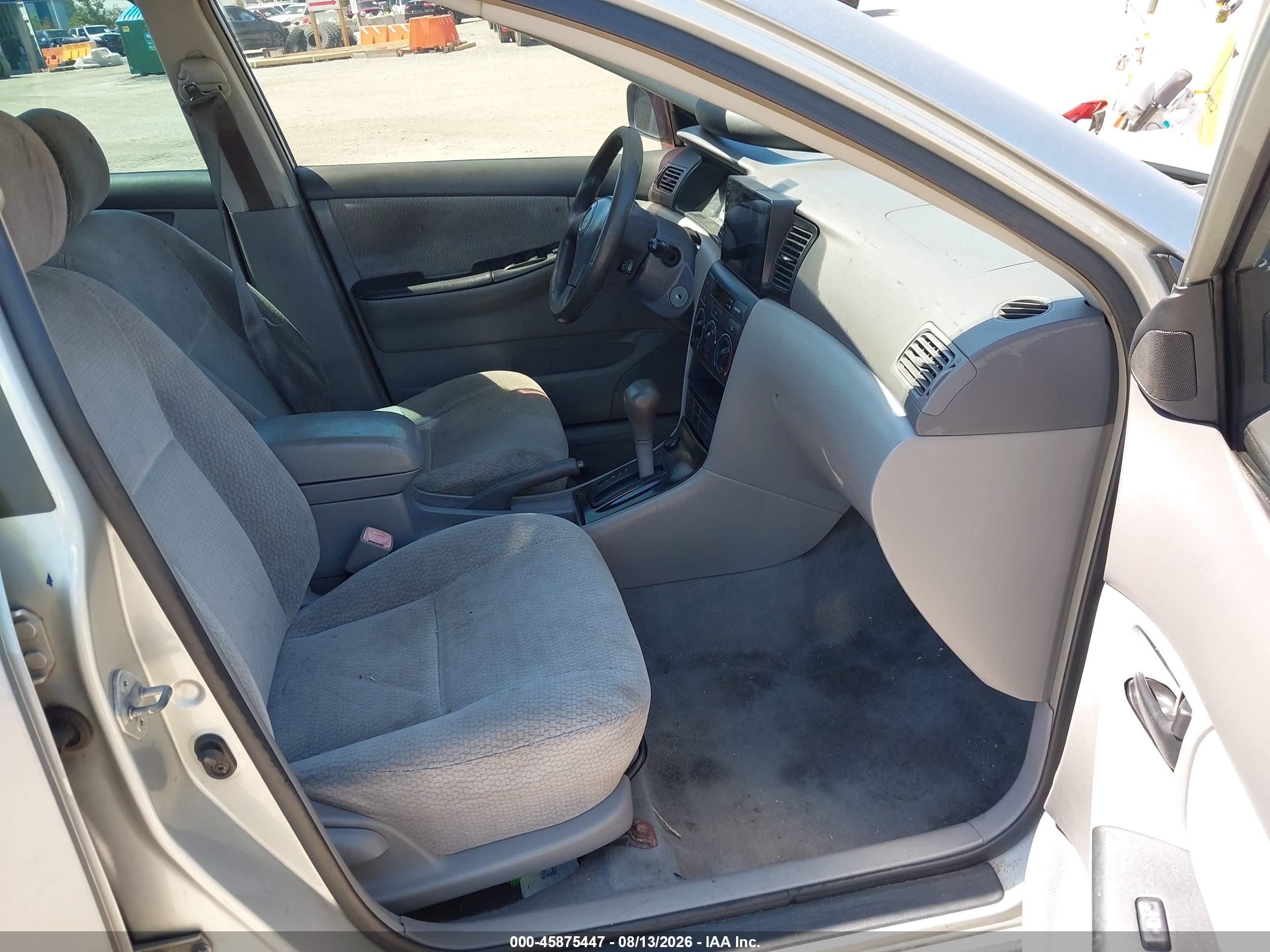 2004 Toyota Corolla Le Silver vin: 2T1BR32EX4C298741
